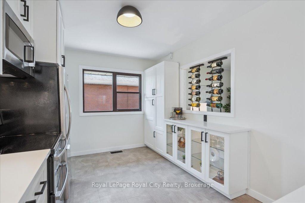 Photo 14 of 320 Victoria Road N, Guelph, Riverside Park — HOMEH