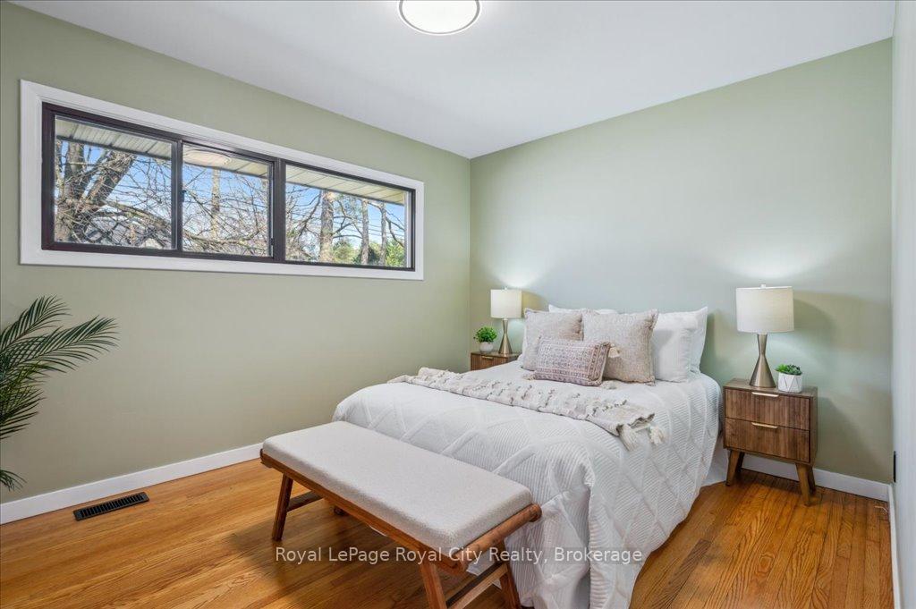 Photo 19 of 320 Victoria Road N, Guelph, Riverside Park — HOMEH