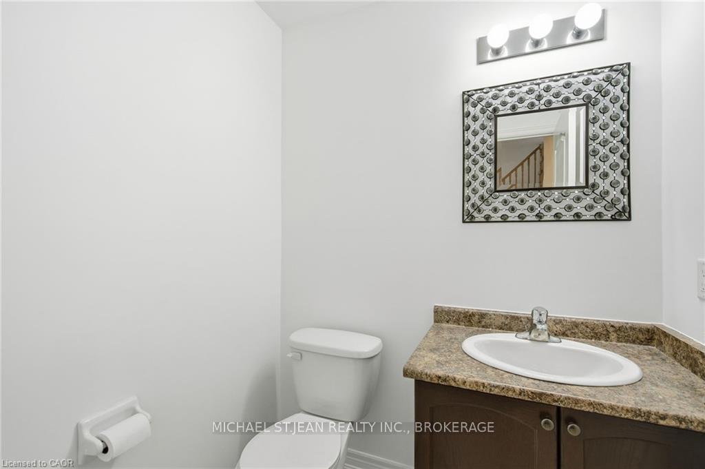 Photo 9 of 106 Maplevale Drive, Hamilton, Meadowlands — HOMEH