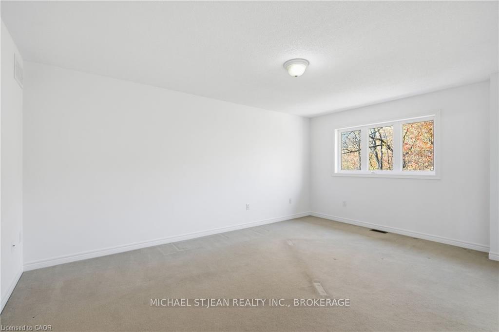 Photo 19 of 106 Maplevale Drive, Hamilton, Meadowlands — HOMEH