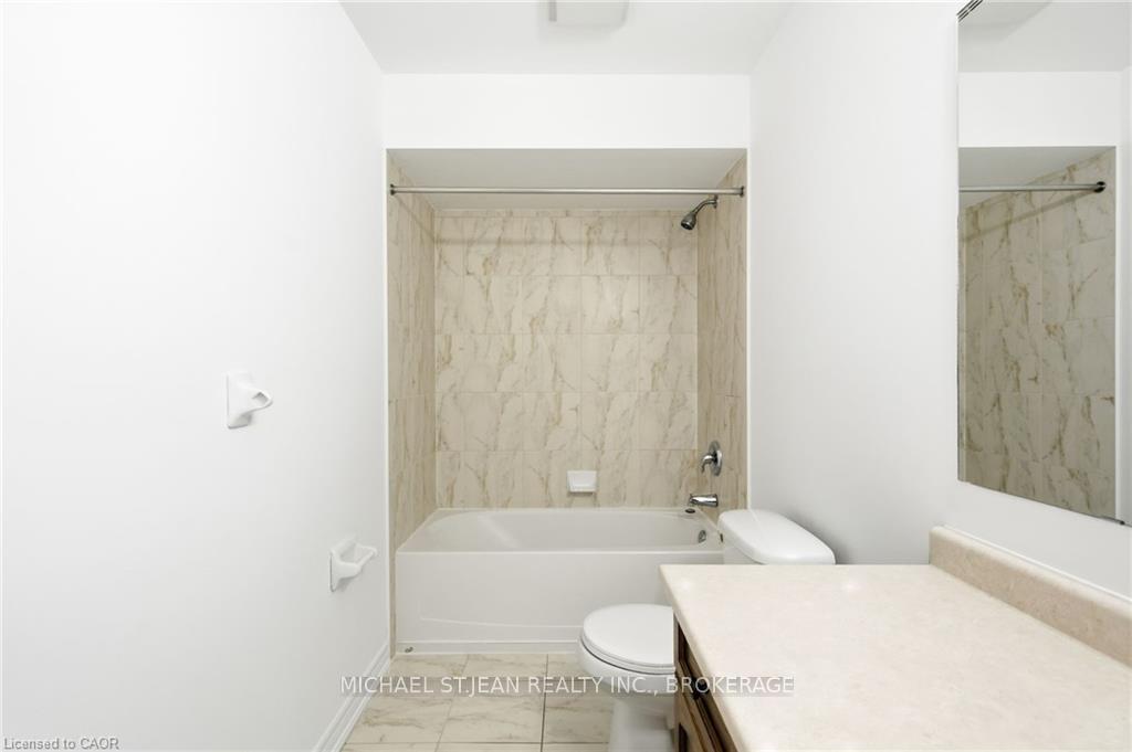 Photo 29 of 106 Maplevale Drive, Hamilton, Meadowlands — HOMEH