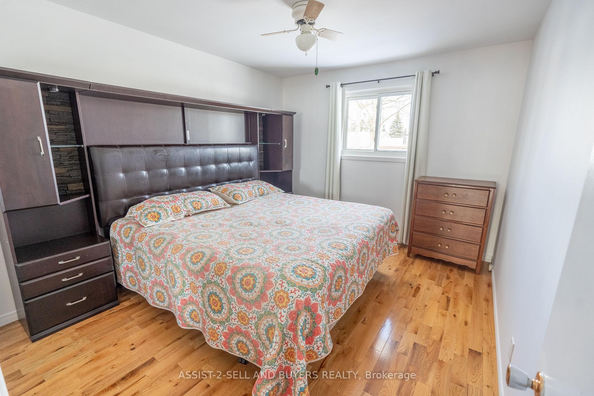 Photo 11 of 795 Laflin Street, Cornwall — HOMEH