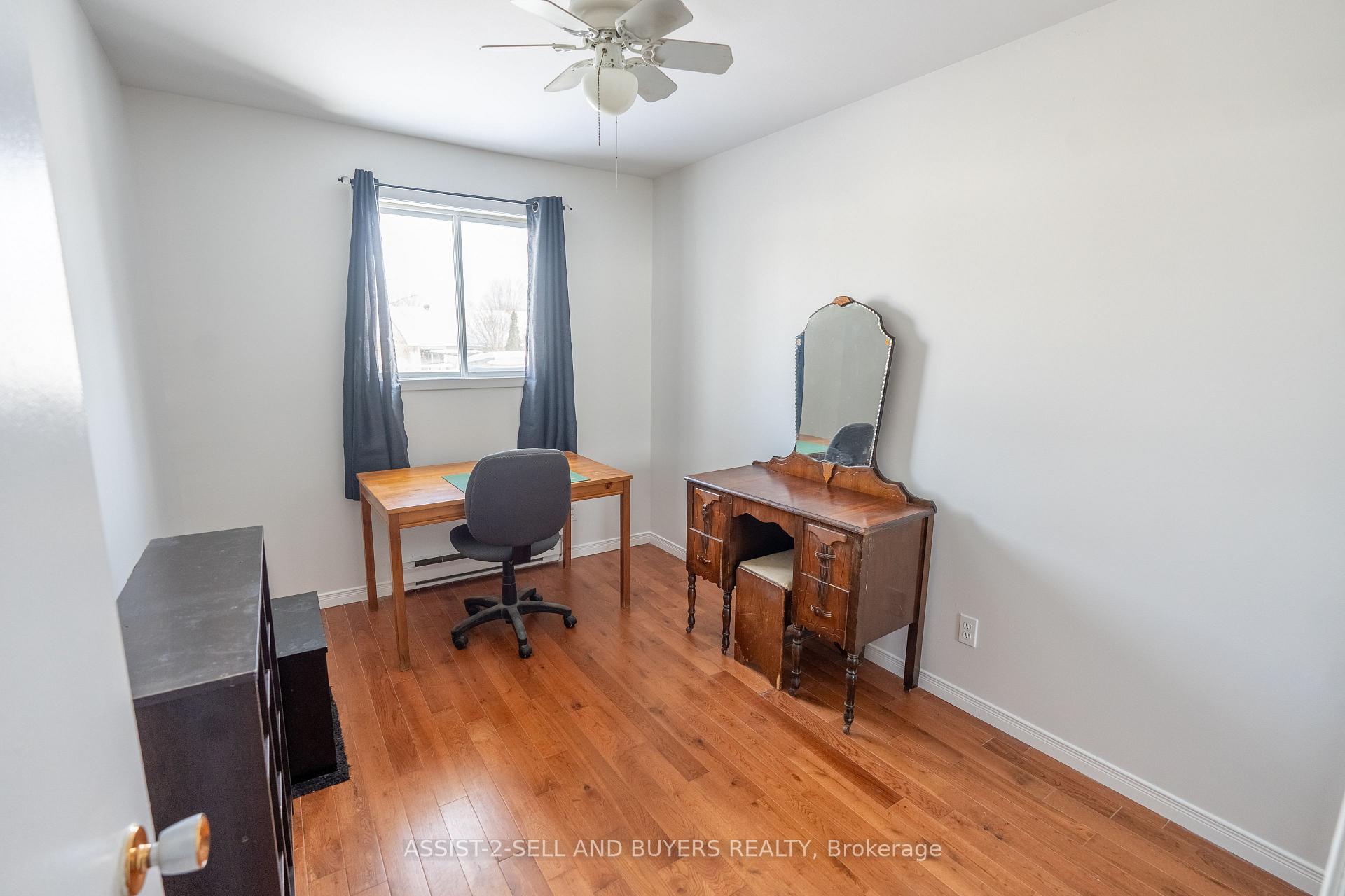 Photo 12 of 795 Laflin Street, Cornwall — HOMEH