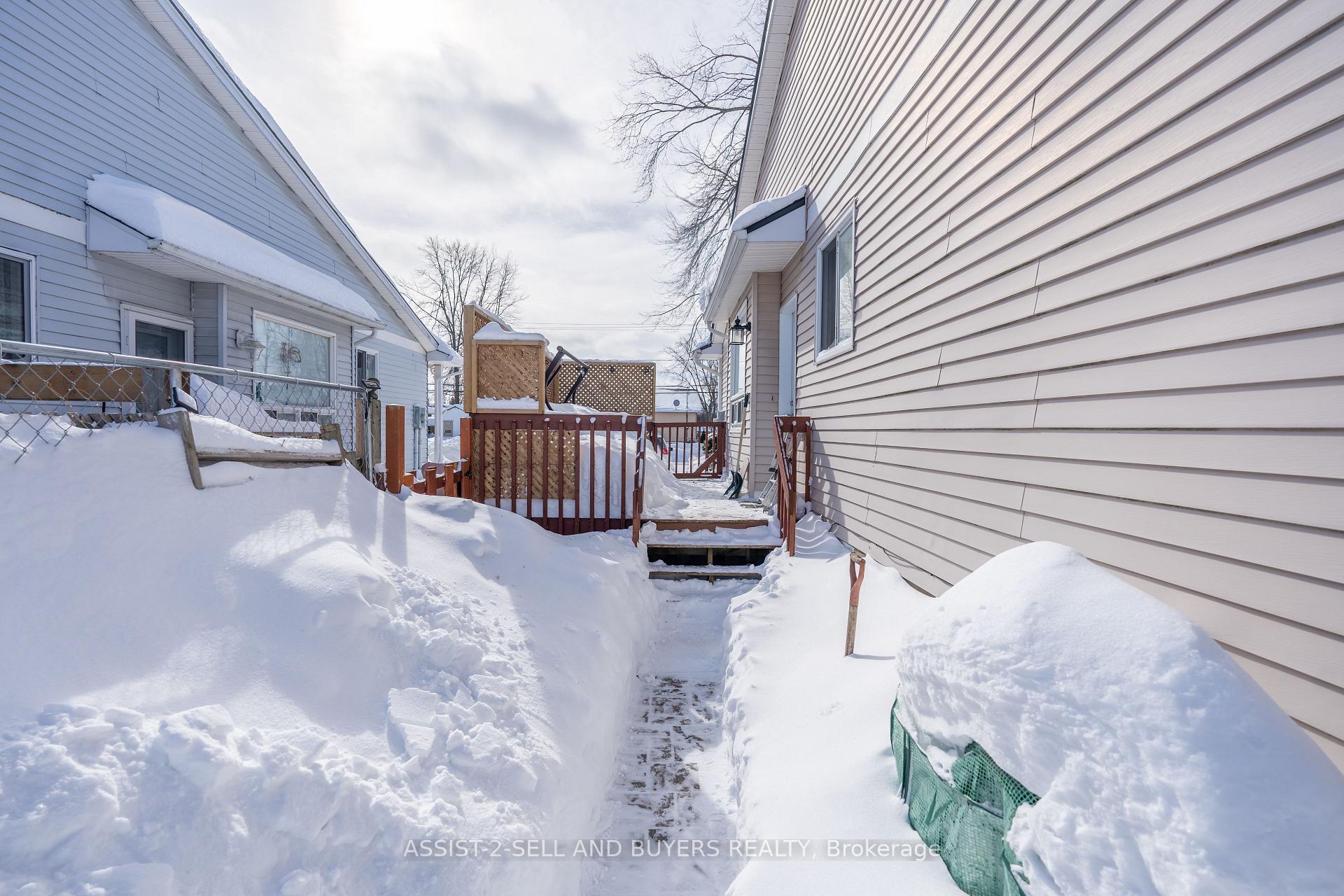 Photo 22 of 795 Laflin Street, Cornwall — HOMEH