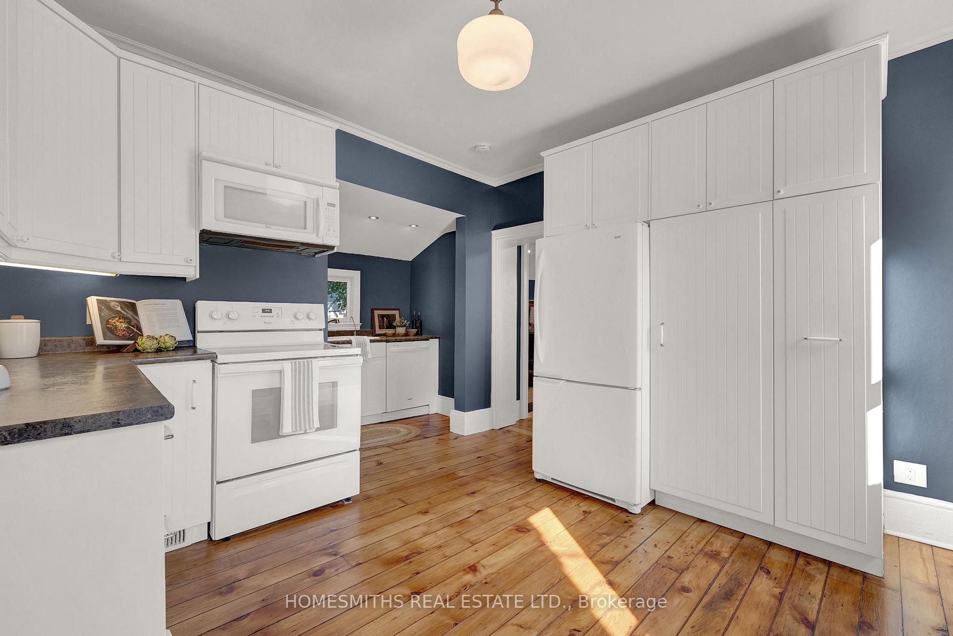 Photo 12 of 67 Temperance Street, Clarington, Bowmanville — HOMEH