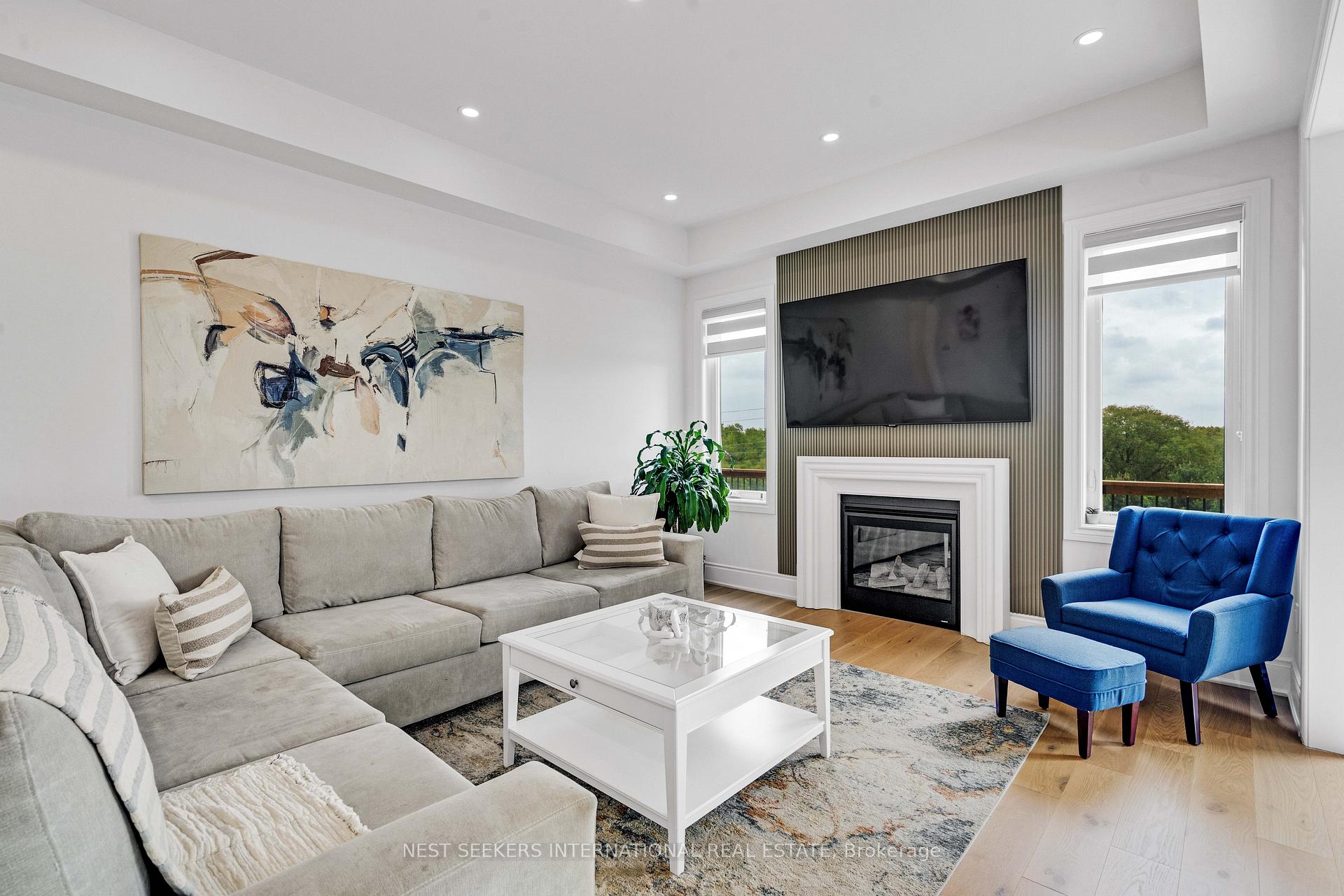 Photo 8 of 21 Clover Bend Terrace, Caledon, Bolton East — HOMEH