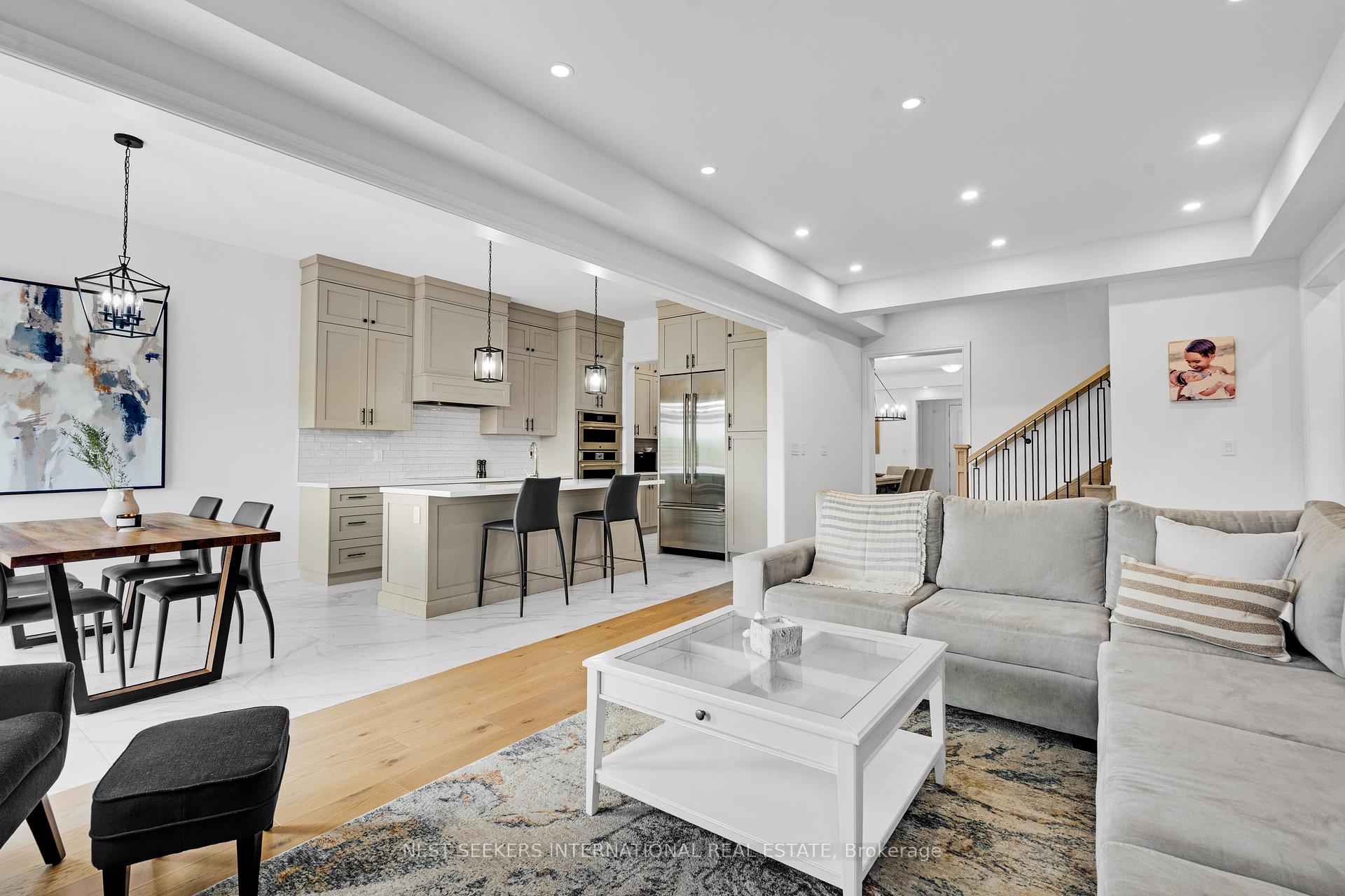 Photo 6 of 21 Clover Bend Terrace, Caledon, Bolton East — HOMEH