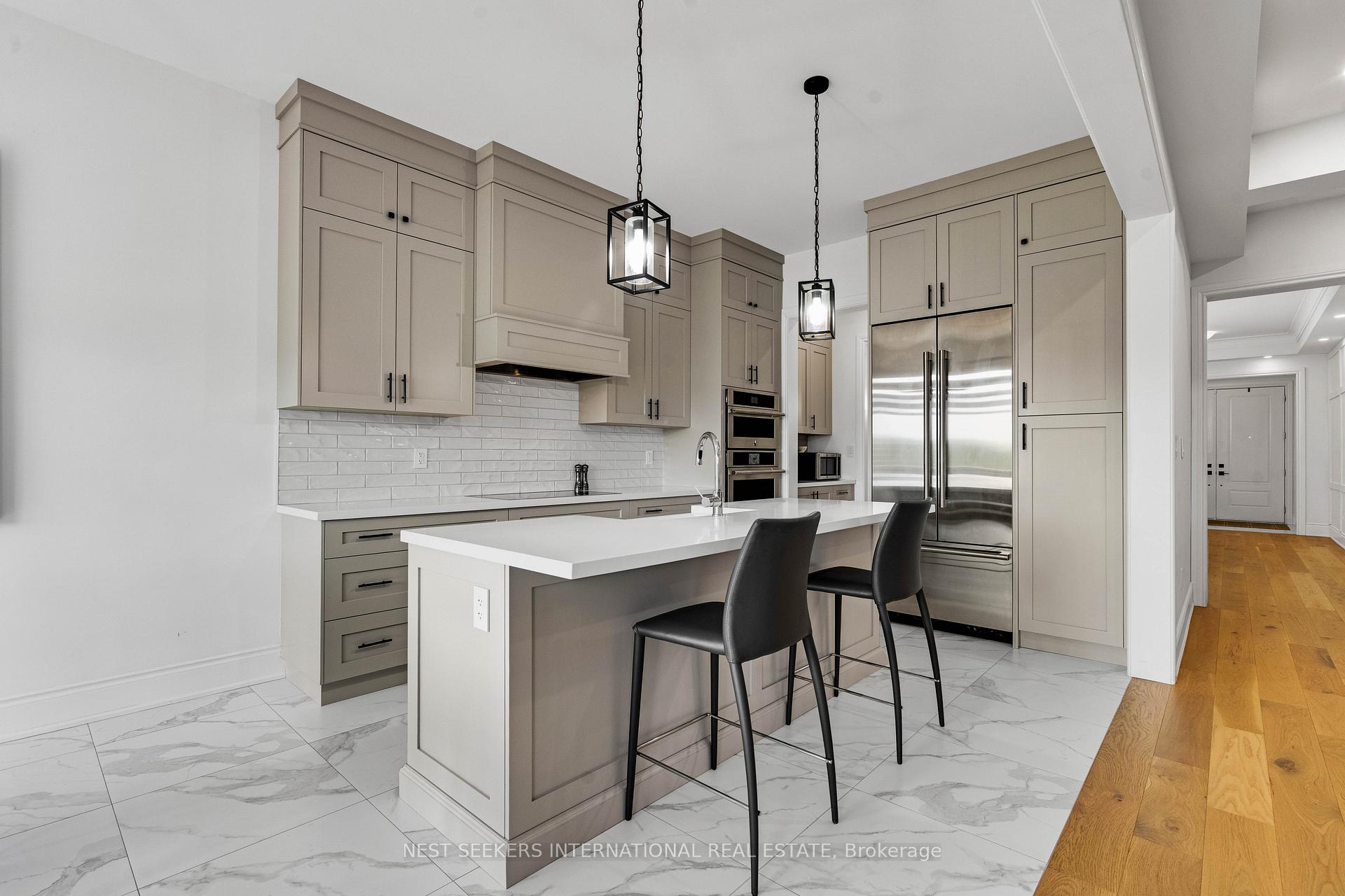 Photo 3 of 21 Clover Bend Terrace, Caledon, Bolton East — HOMEH