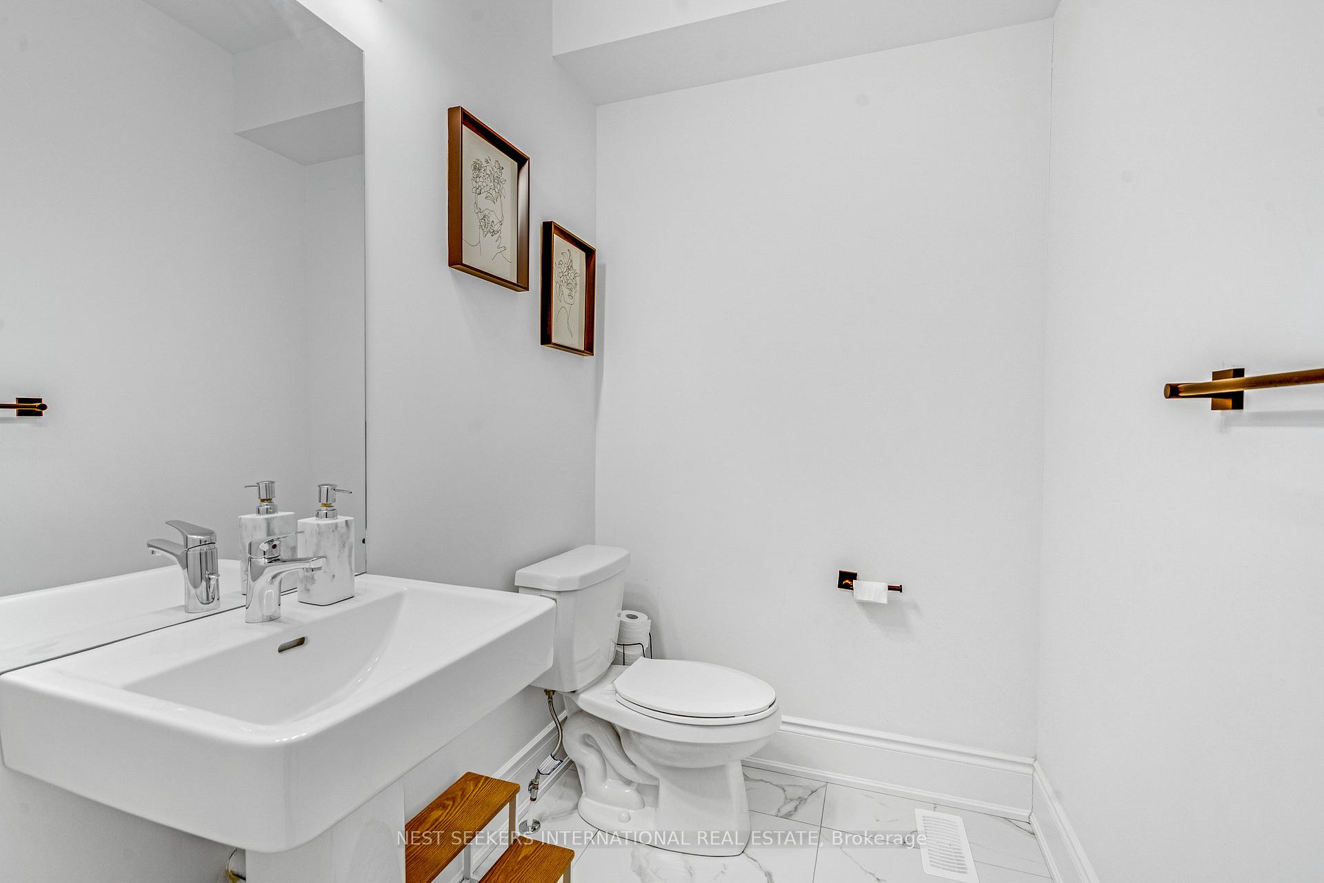 Photo 22 of 21 Clover Bend Terrace, Caledon, Bolton East — HOMEH