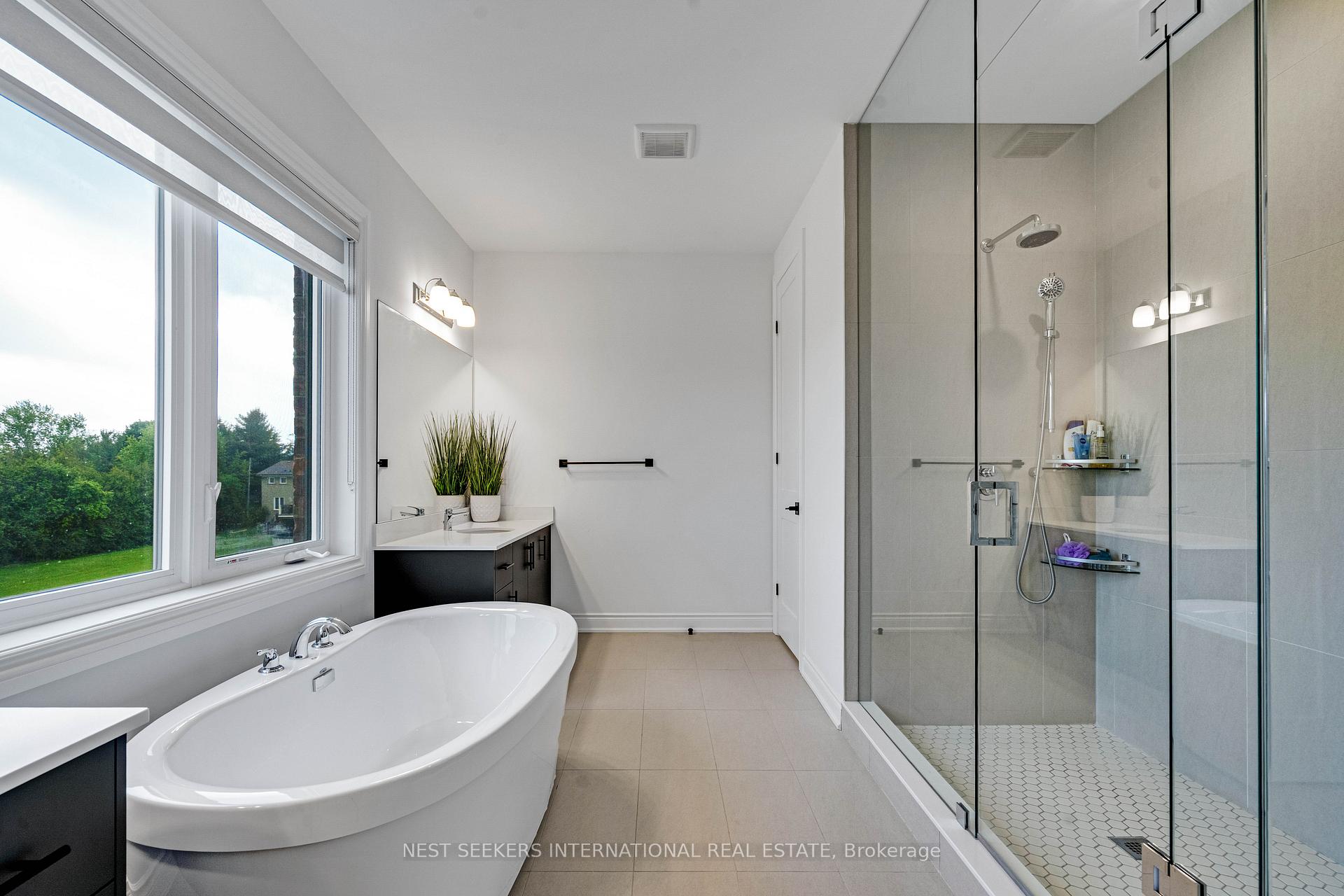 Photo 21 of 21 Clover Bend Terrace, Caledon, Bolton East — HOMEH