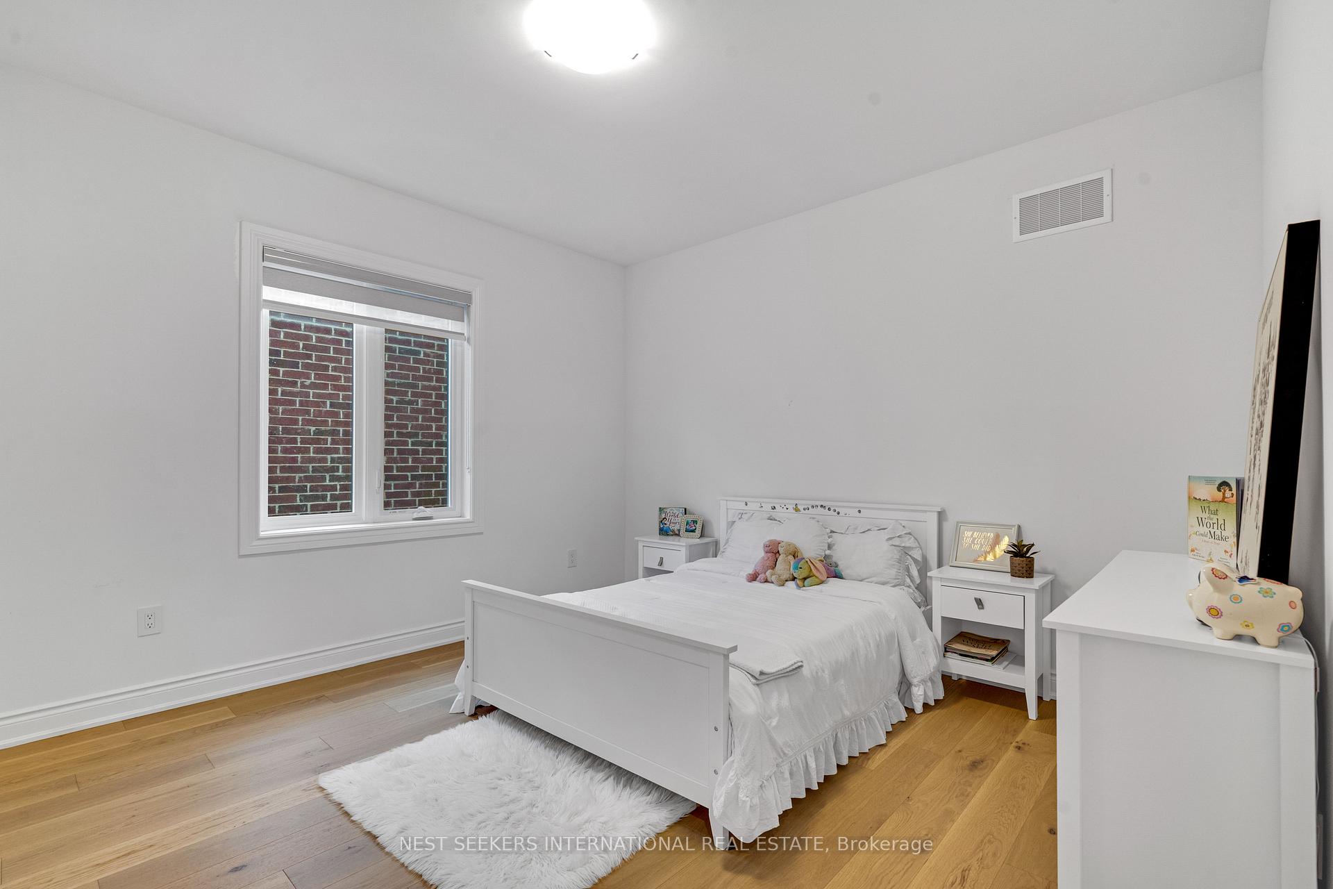 Photo 19 of 21 Clover Bend Terrace, Caledon, Bolton East — HOMEH