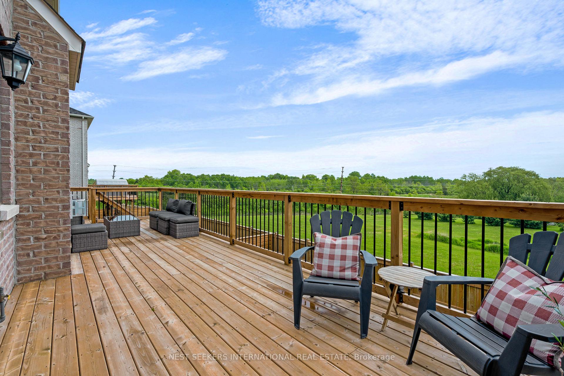 Photo 27 of 21 Clover Bend Terrace, Caledon, Bolton East — HOMEH