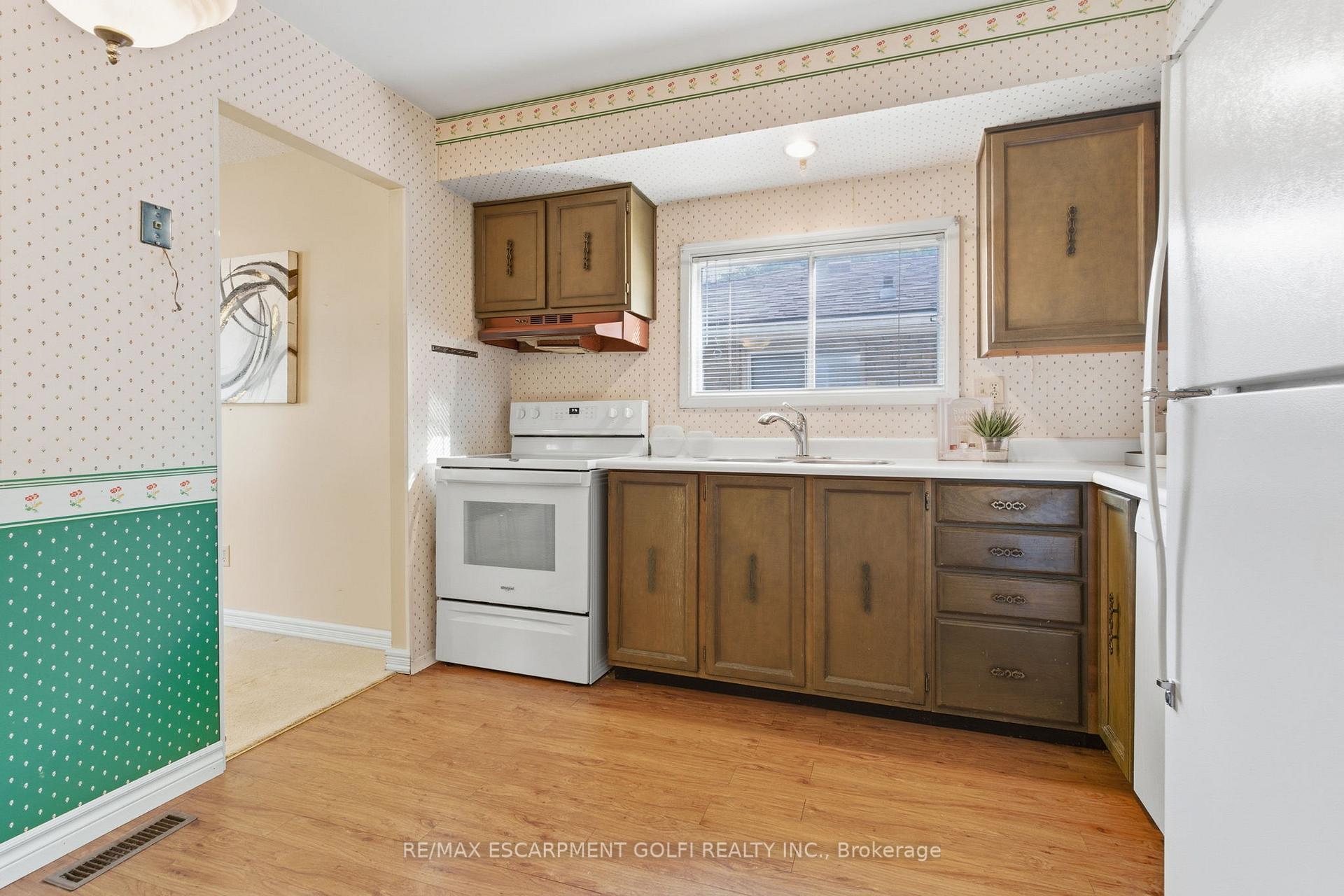 Photo 16 of 7 Farmer Court, Hamilton, Fessenden — HOMEH