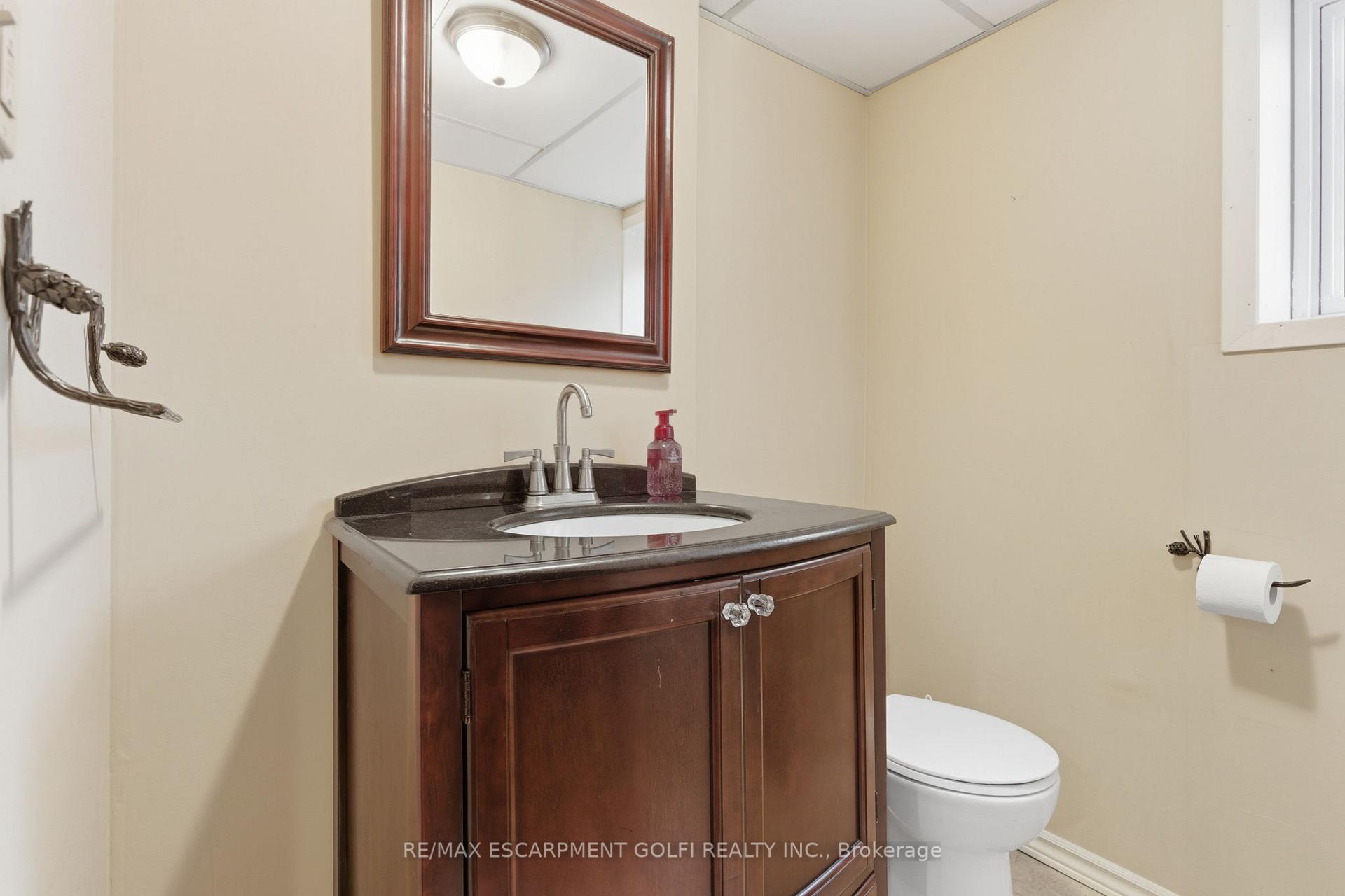 Photo 36 of 7 Farmer Court, Hamilton, Fessenden — HOMEH