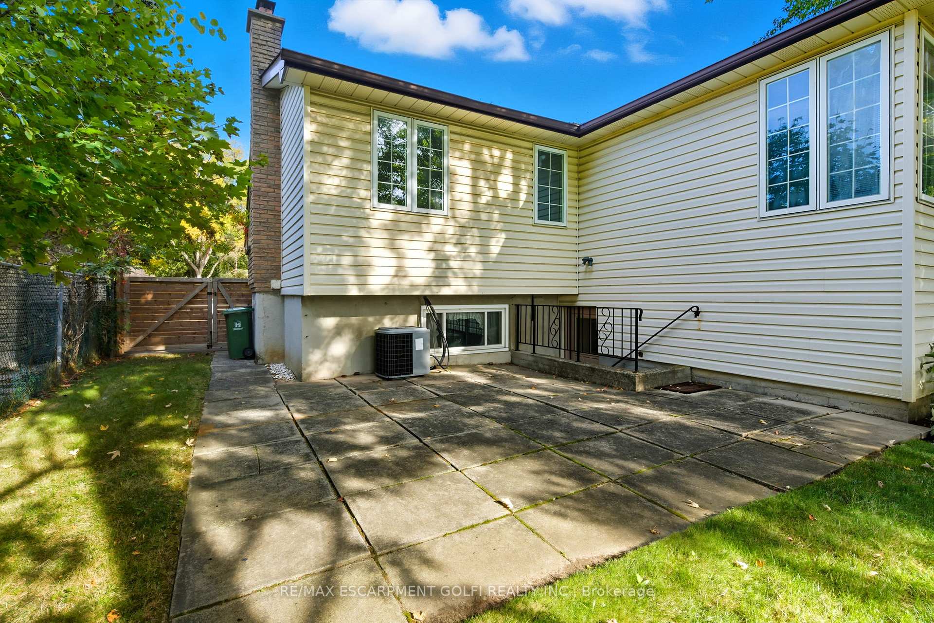 Photo 41 of 7 Farmer Court, Hamilton, Fessenden — HOMEH
