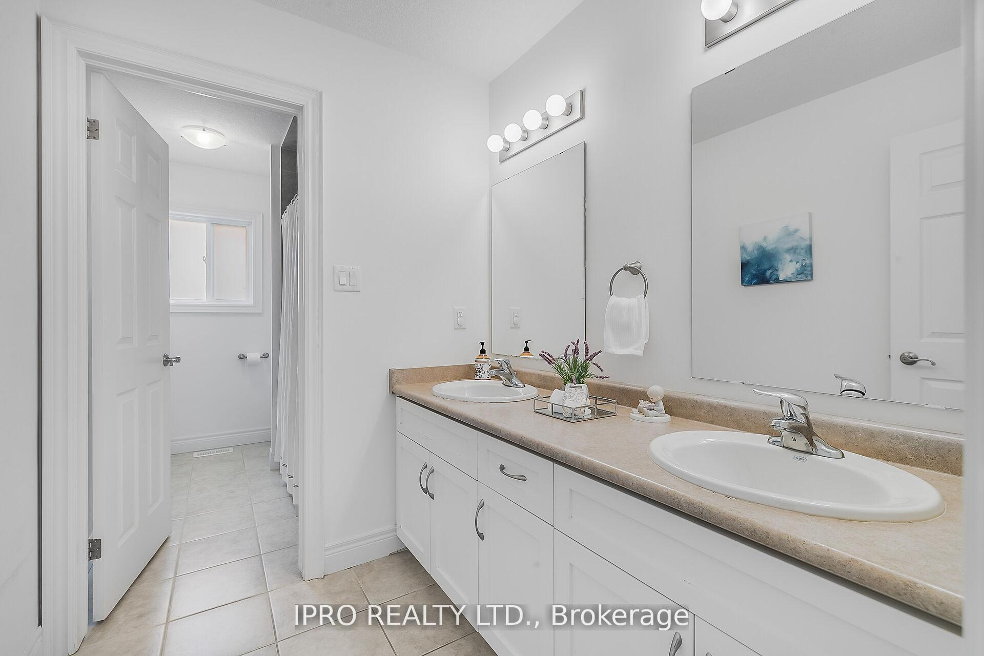Photo 7 of 19 Westra Drive, Guelph, Willow West/Sugarbush/West Acres — HOMEH