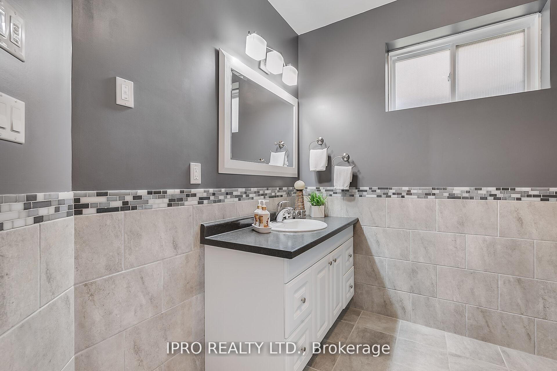 Photo 10 of 19 Westra Drive, Guelph, Willow West/Sugarbush/West Acres — HOMEH