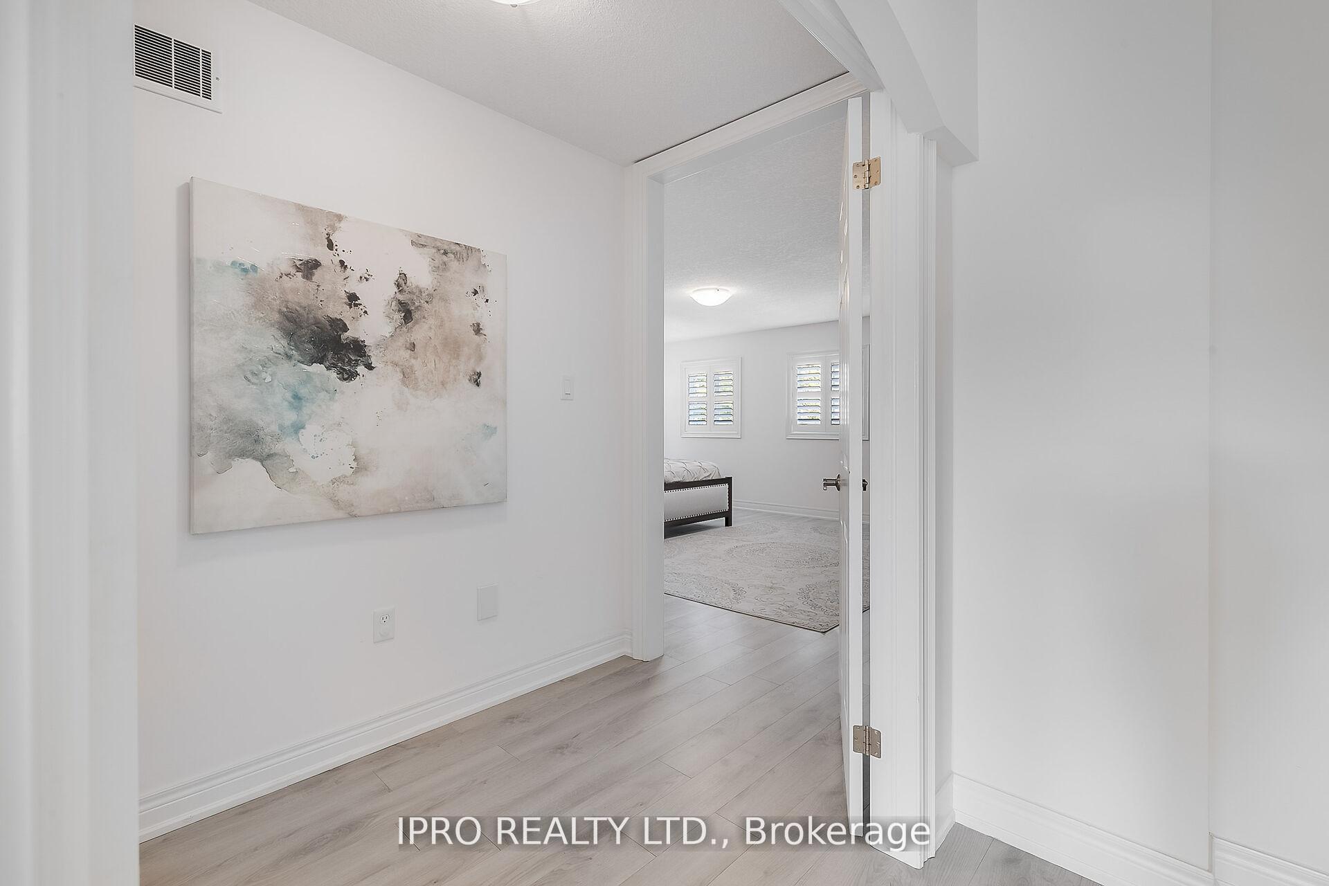 Photo 11 of 19 Westra Drive, Guelph, Willow West/Sugarbush/West Acres — HOMEH