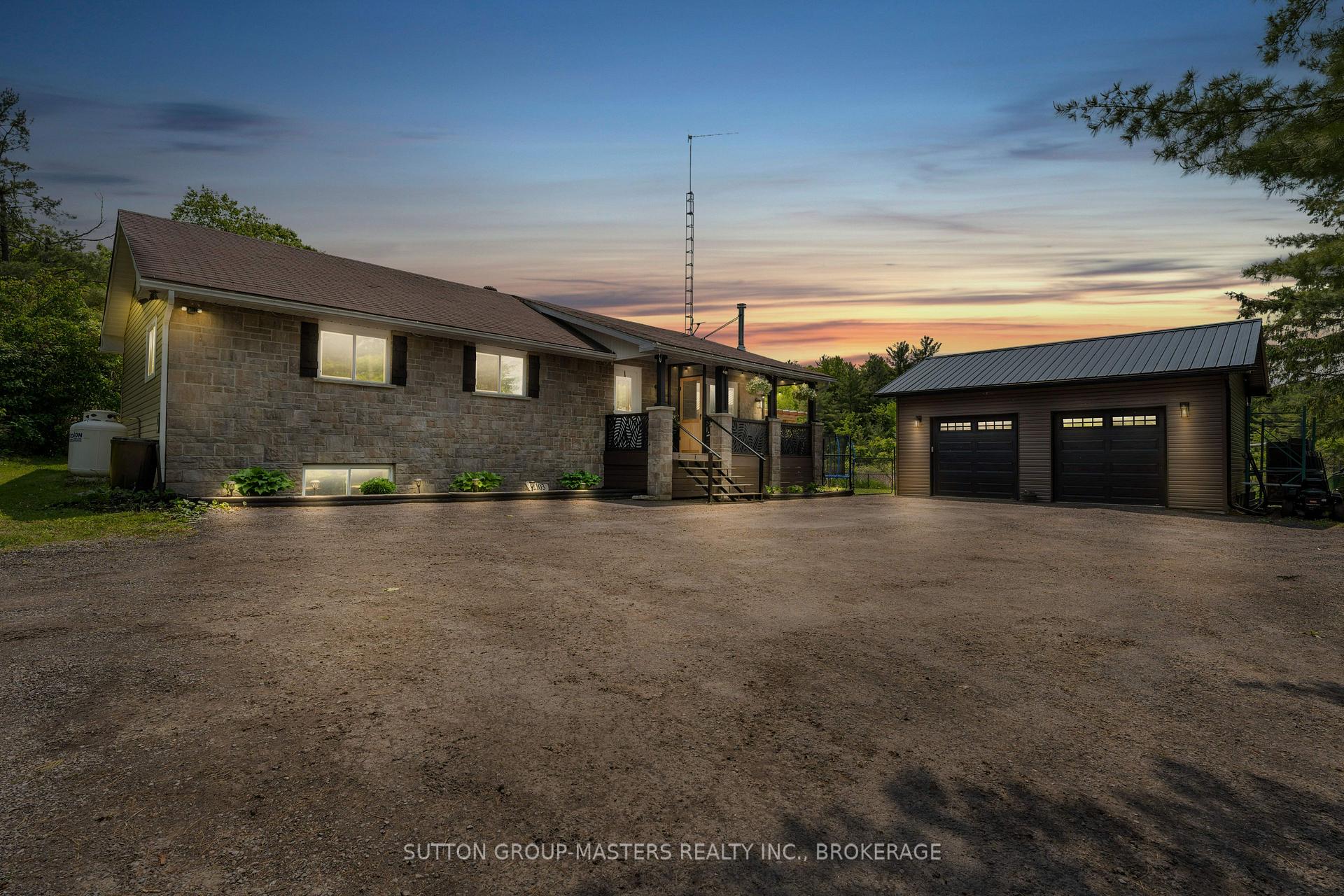 Photo 3 of 2103 Burnt Hills Road, Frontenac, Frontenac South — HOMEH