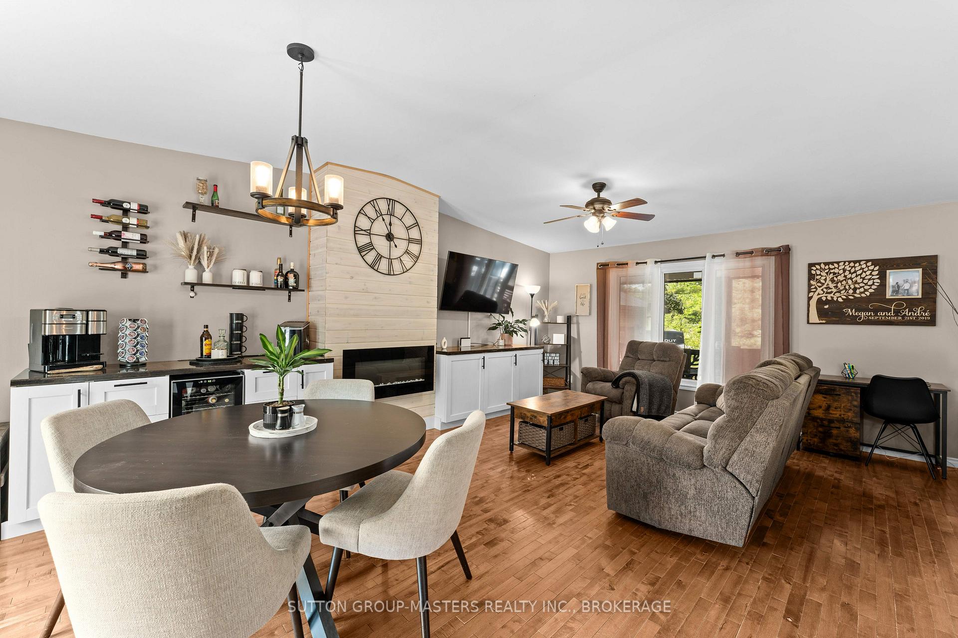 Photo 15 of 2103 Burnt Hills Road, Frontenac, Frontenac South — HOMEH