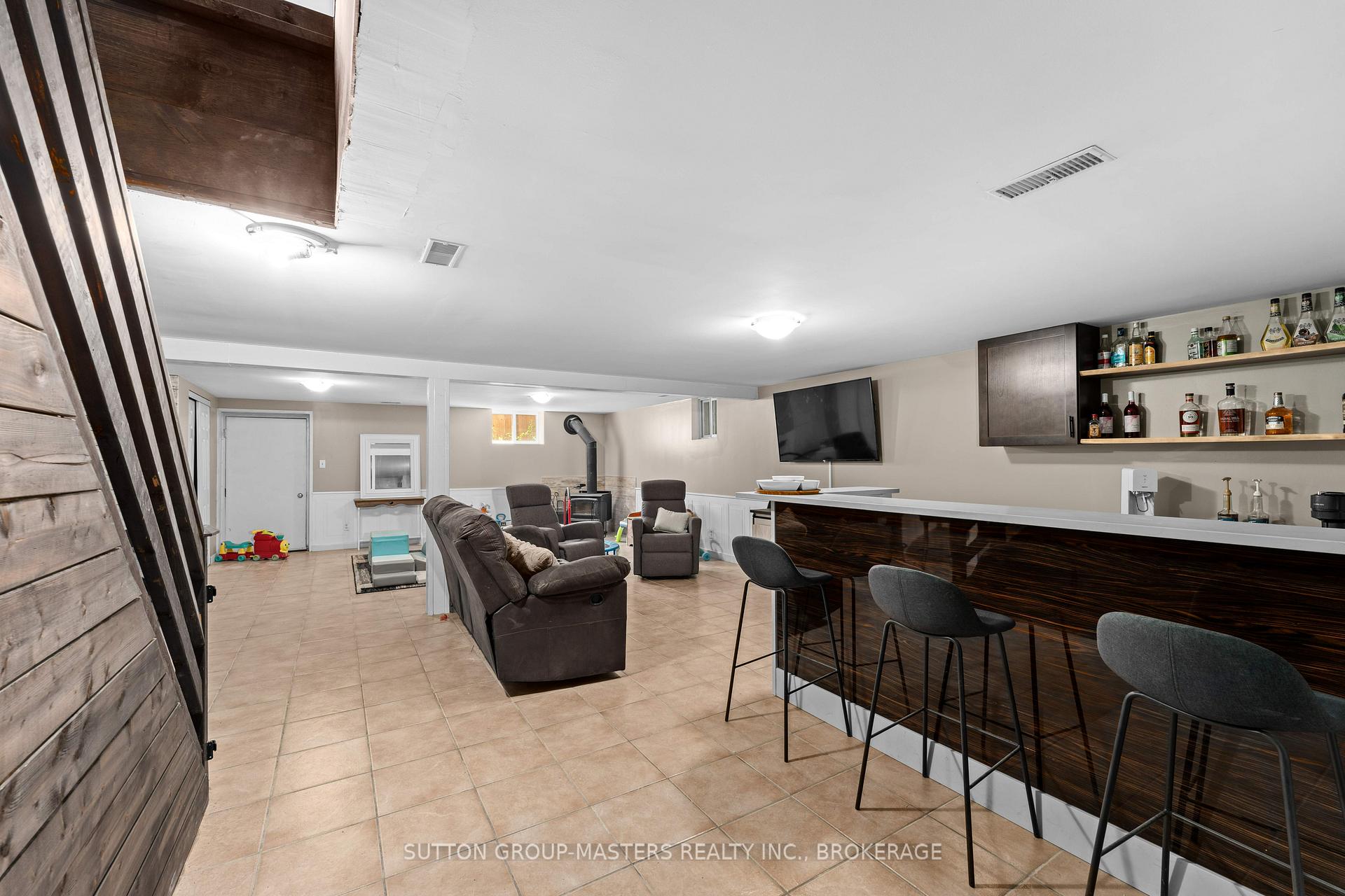 Photo 29 of 2103 Burnt Hills Road, Frontenac, Frontenac South — HOMEH