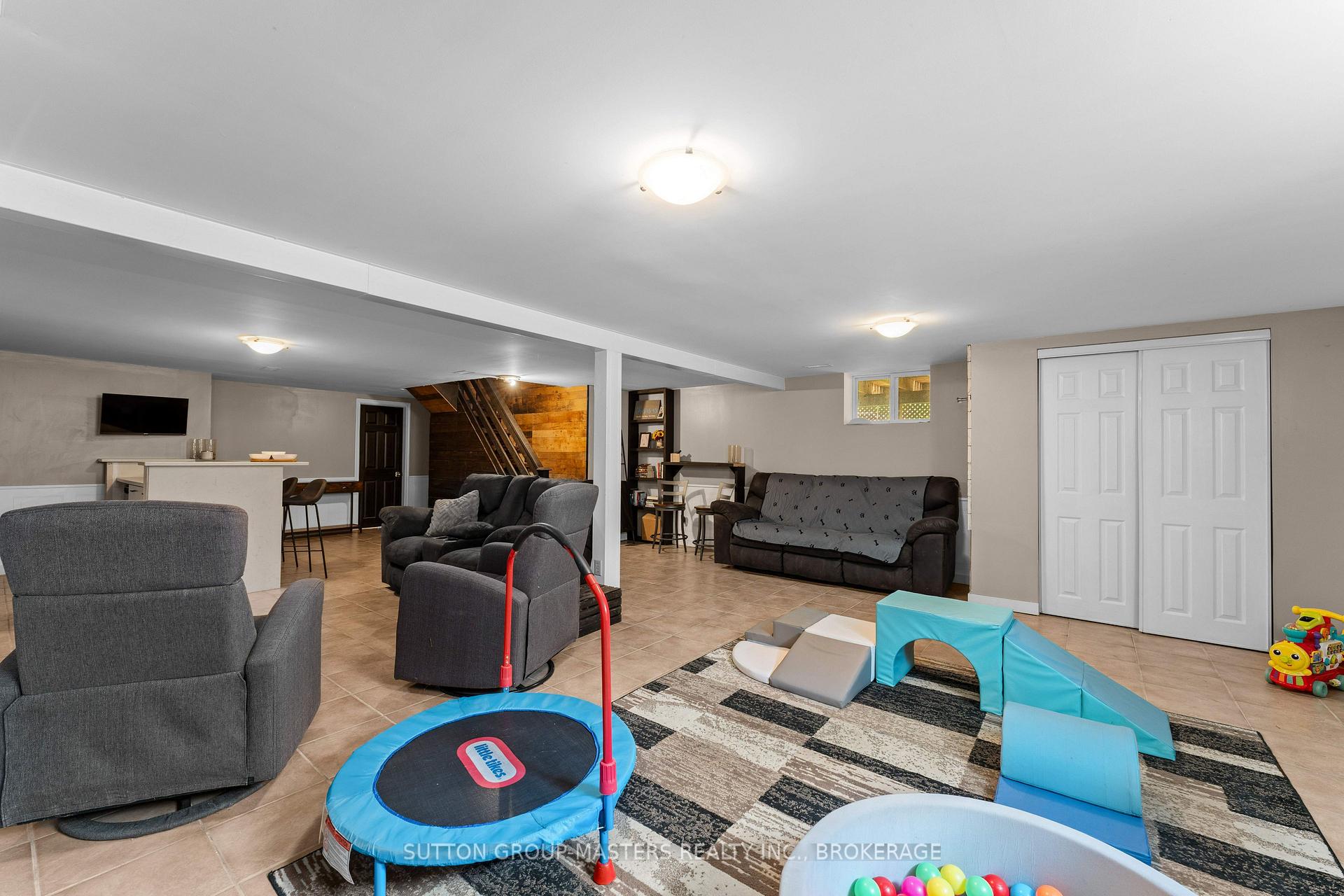 Photo 35 of 2103 Burnt Hills Road, Frontenac, Frontenac South — HOMEH