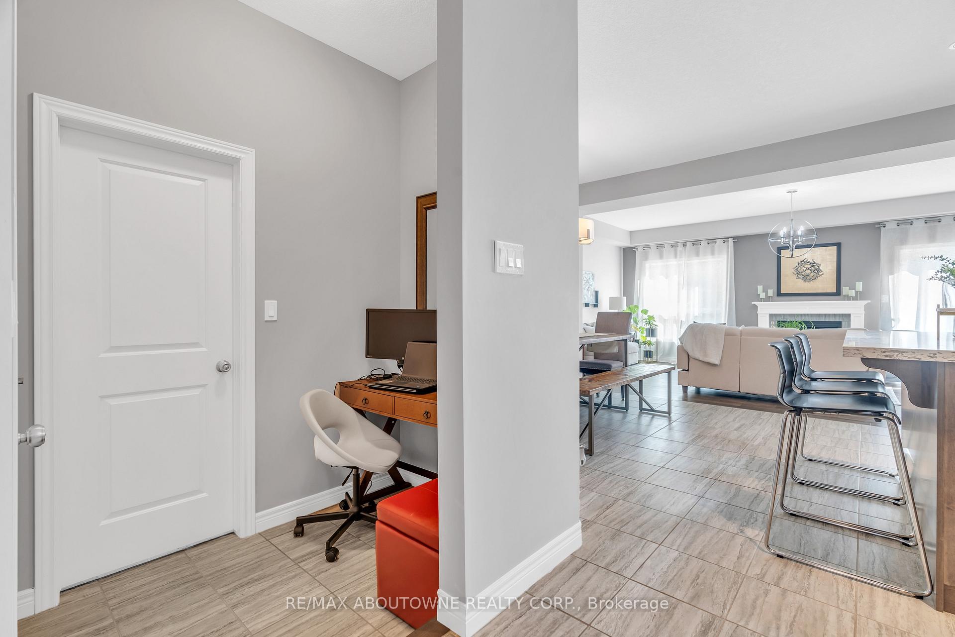 Photo 16 of 175 Dallan Drive, Guelph, Pineridge/Westminster Woods — HOMEH