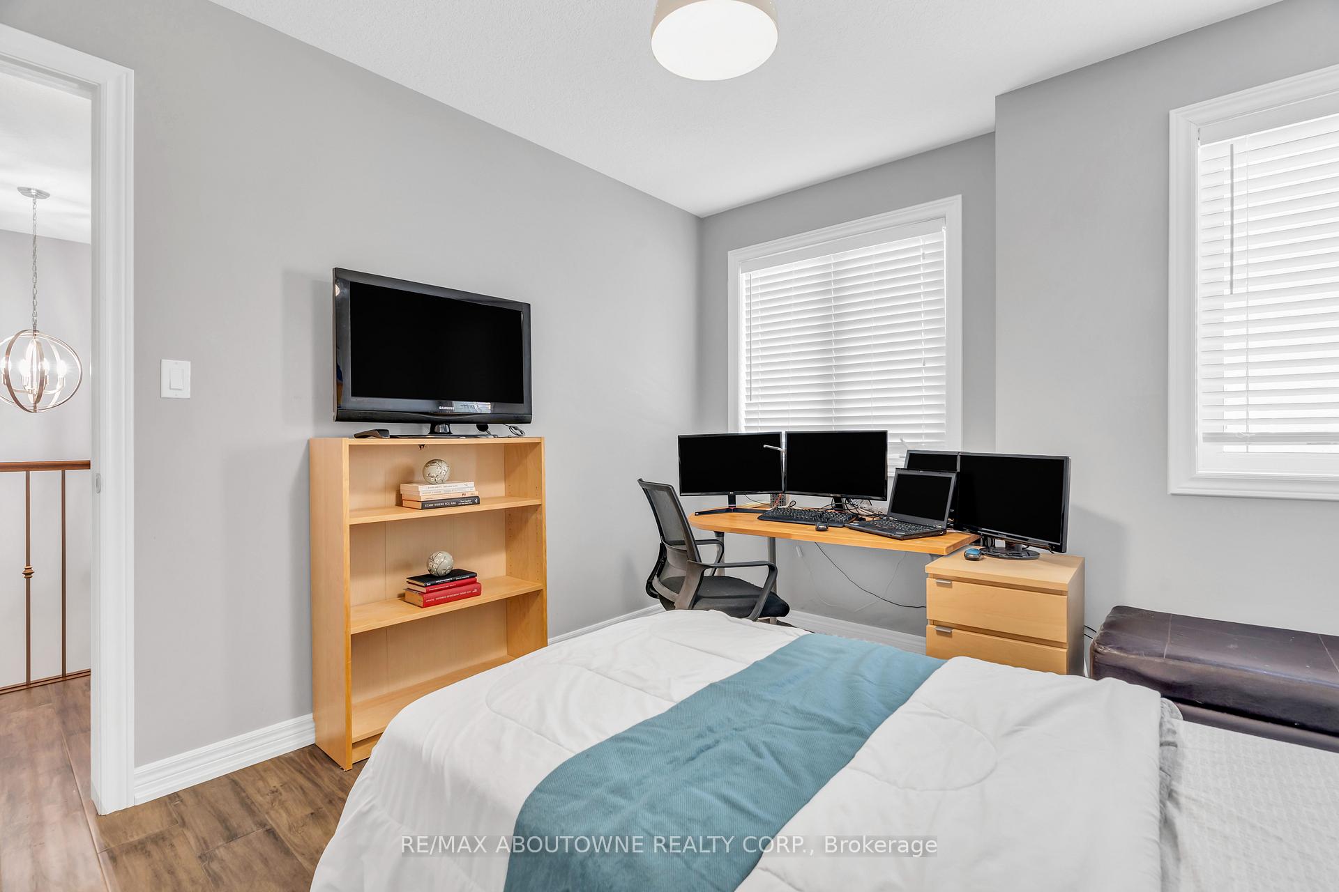Photo 21 of 175 Dallan Drive, Guelph, Pineridge/Westminster Woods — HOMEH