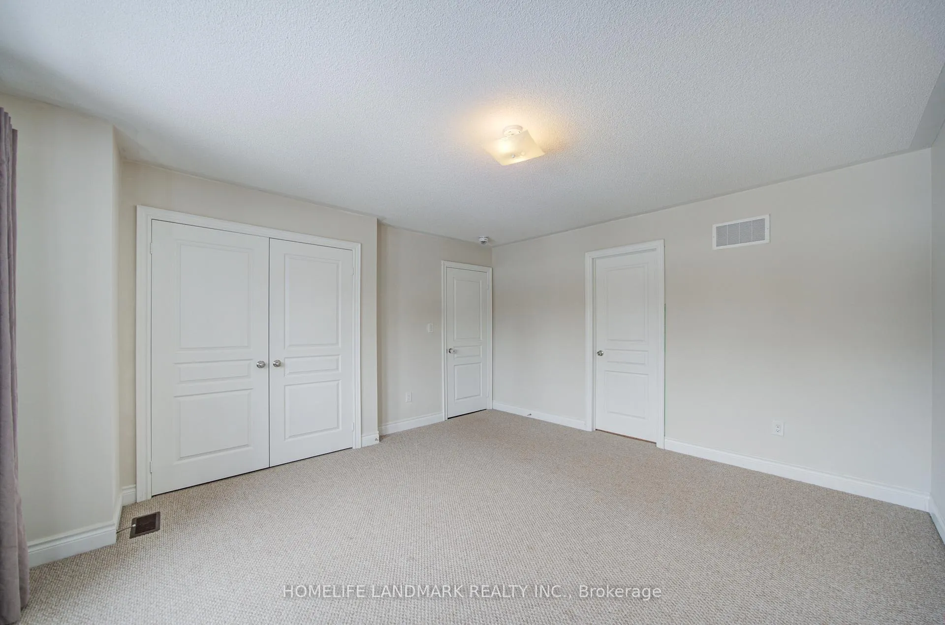 Photo 34 of 9 Rotondo Crescent, Vaughan, Kleinburg — HOMEH