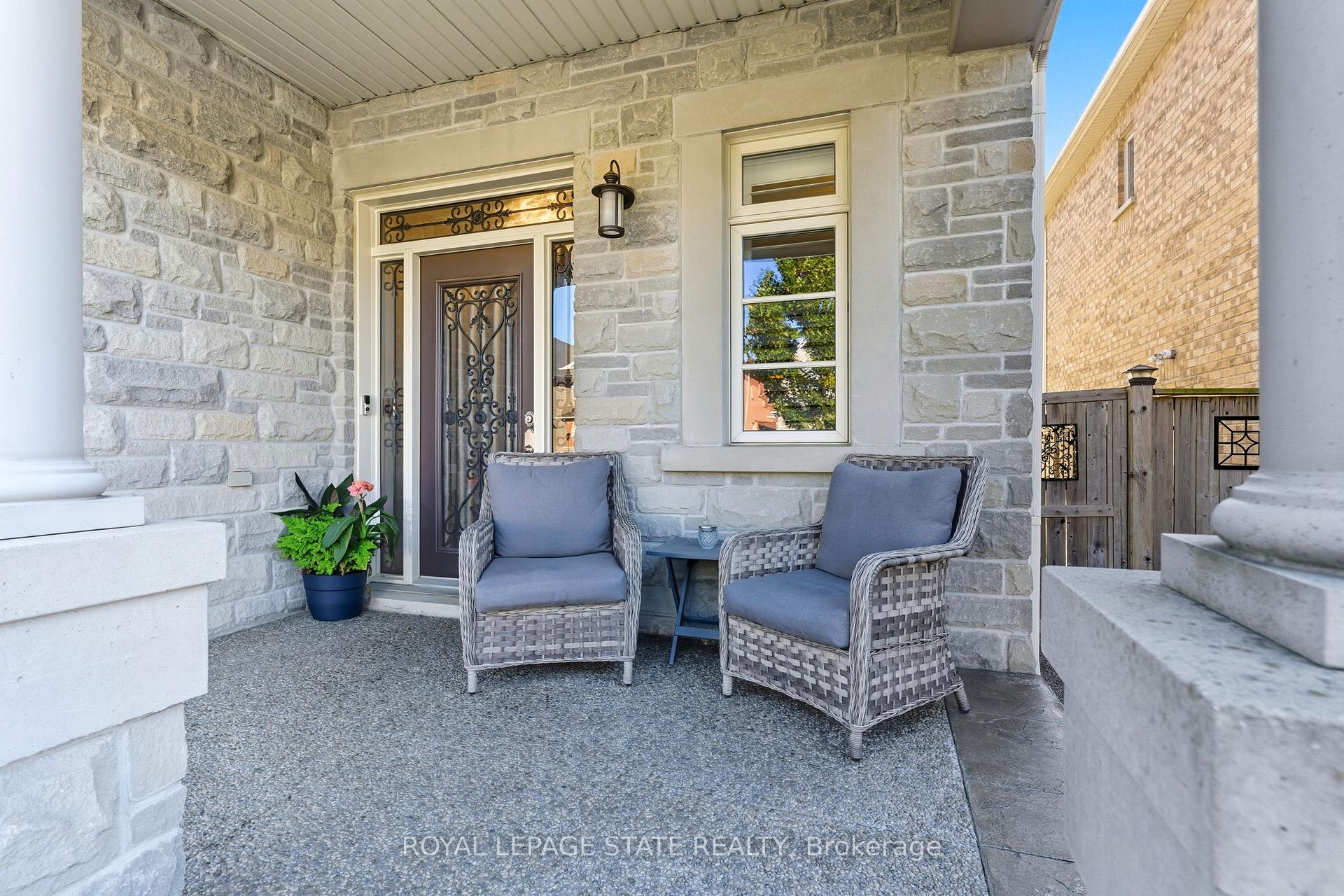 Photo 3 of 15 Morning Mist Drive, Hamilton, Sheldon — HOMEH