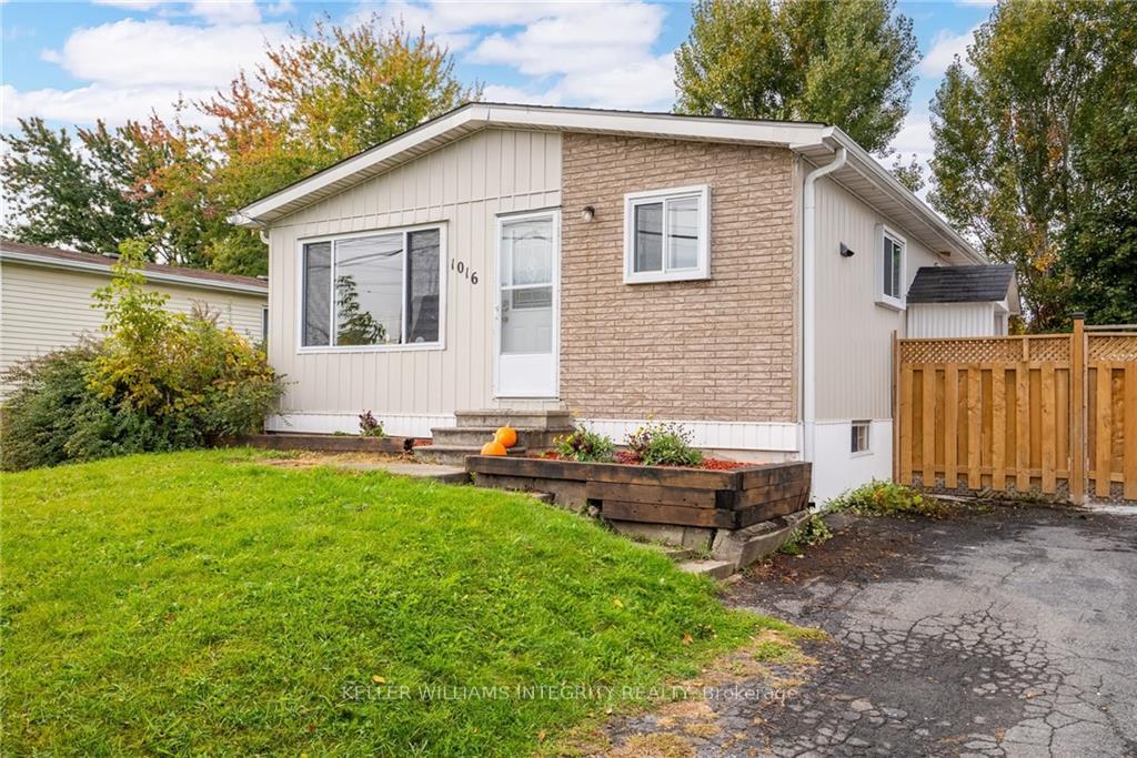 Photo 1 of 1016 Larin Avenue, Cornwall — HOMEH