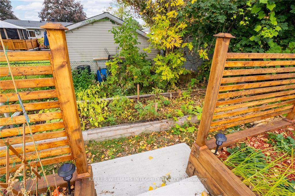 Photo 27 of 1016 Larin Avenue, Cornwall — HOMEH