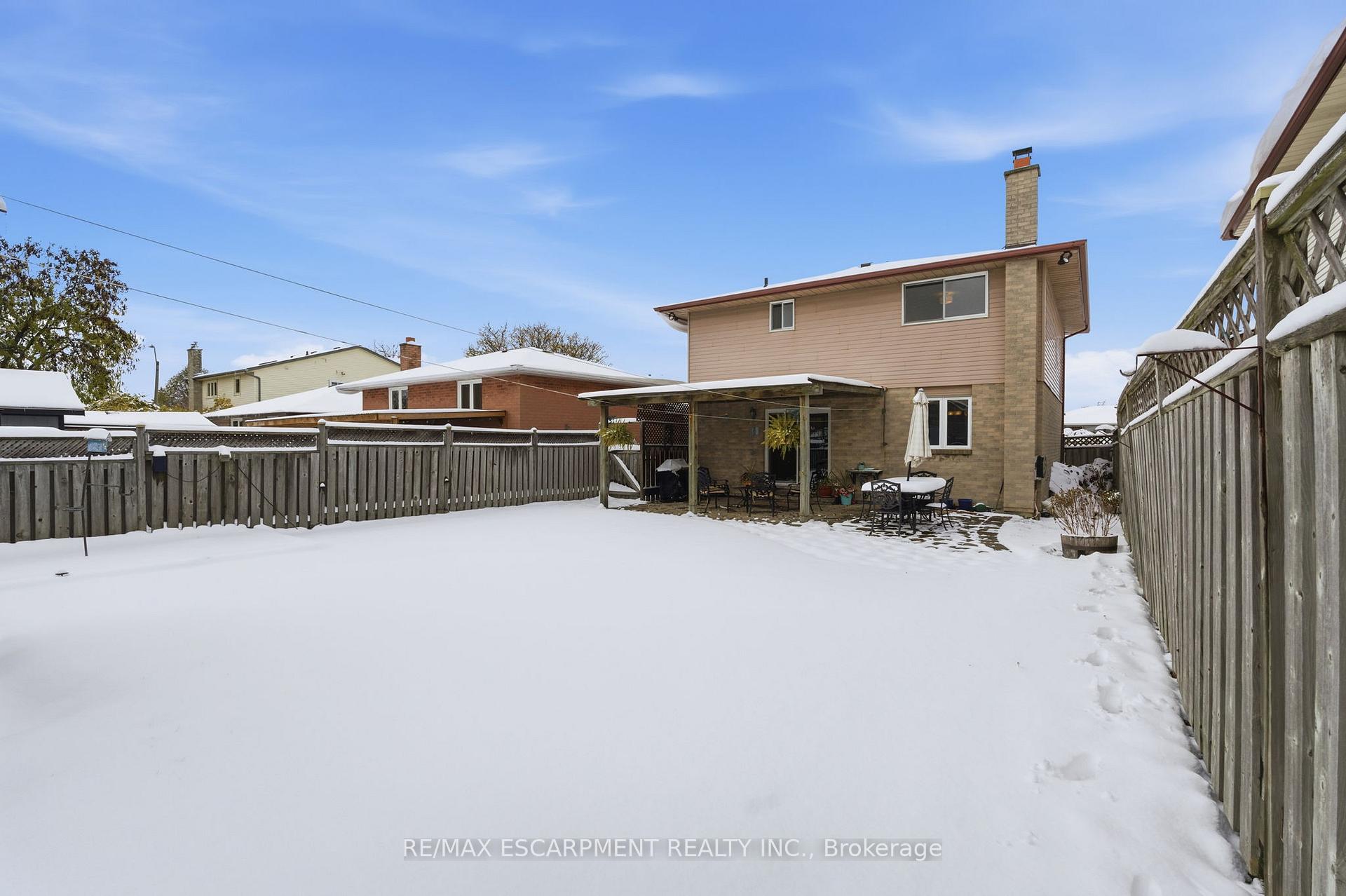 Photo 48 of 121 Parkwood Crescent, Hamilton, Thorner — HOMEH
