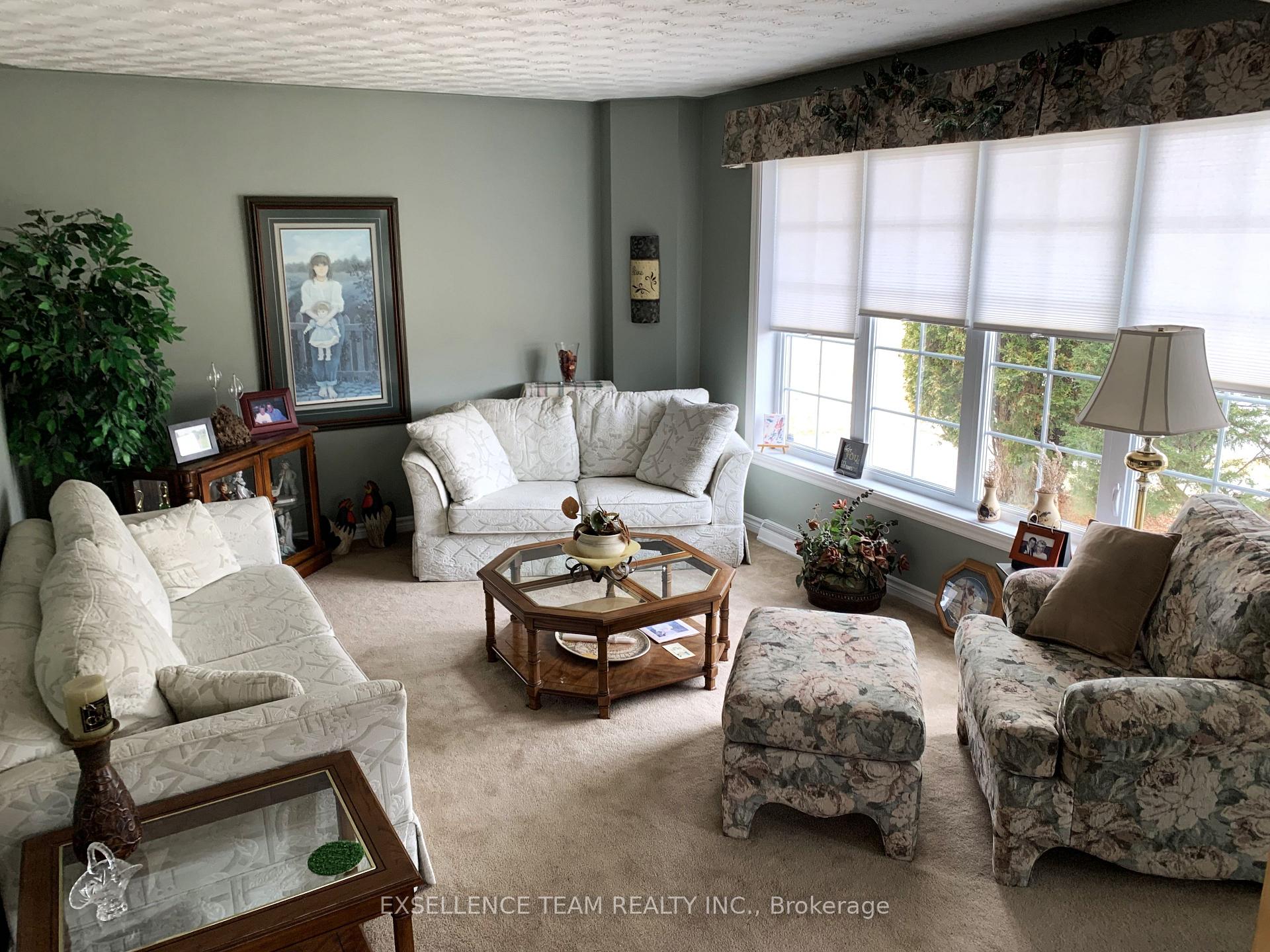 Photo 23 of 717 Sandfield Crescent, Cornwall — HOMEH