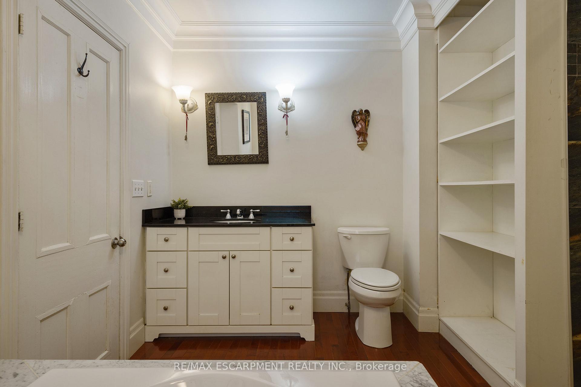 Photo 15 of 275 Cumberland Avenue, Hamilton, Blakeley — HOMEH