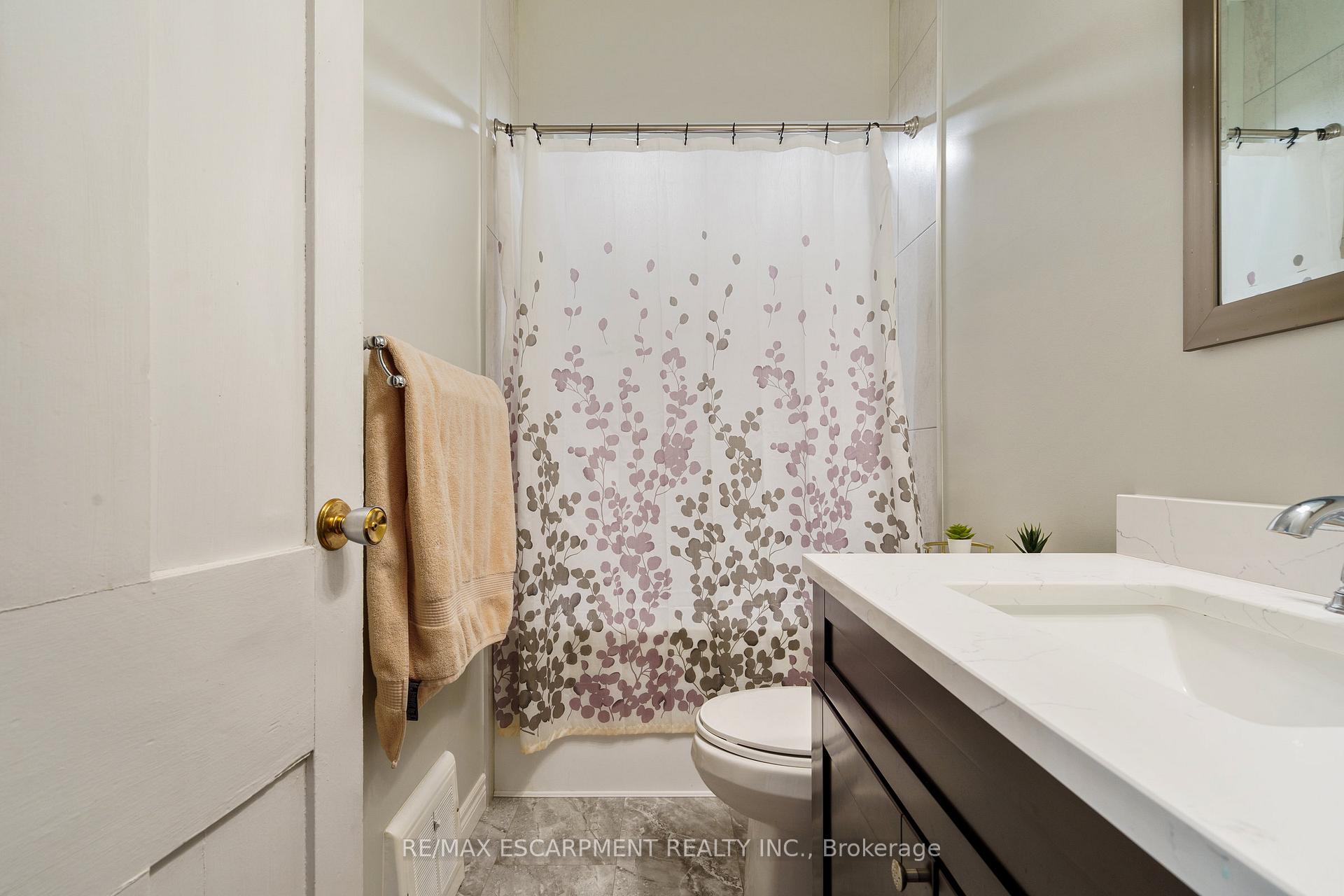 Photo 70 of 275 Cumberland Avenue, Hamilton, Blakeley — HOMEH