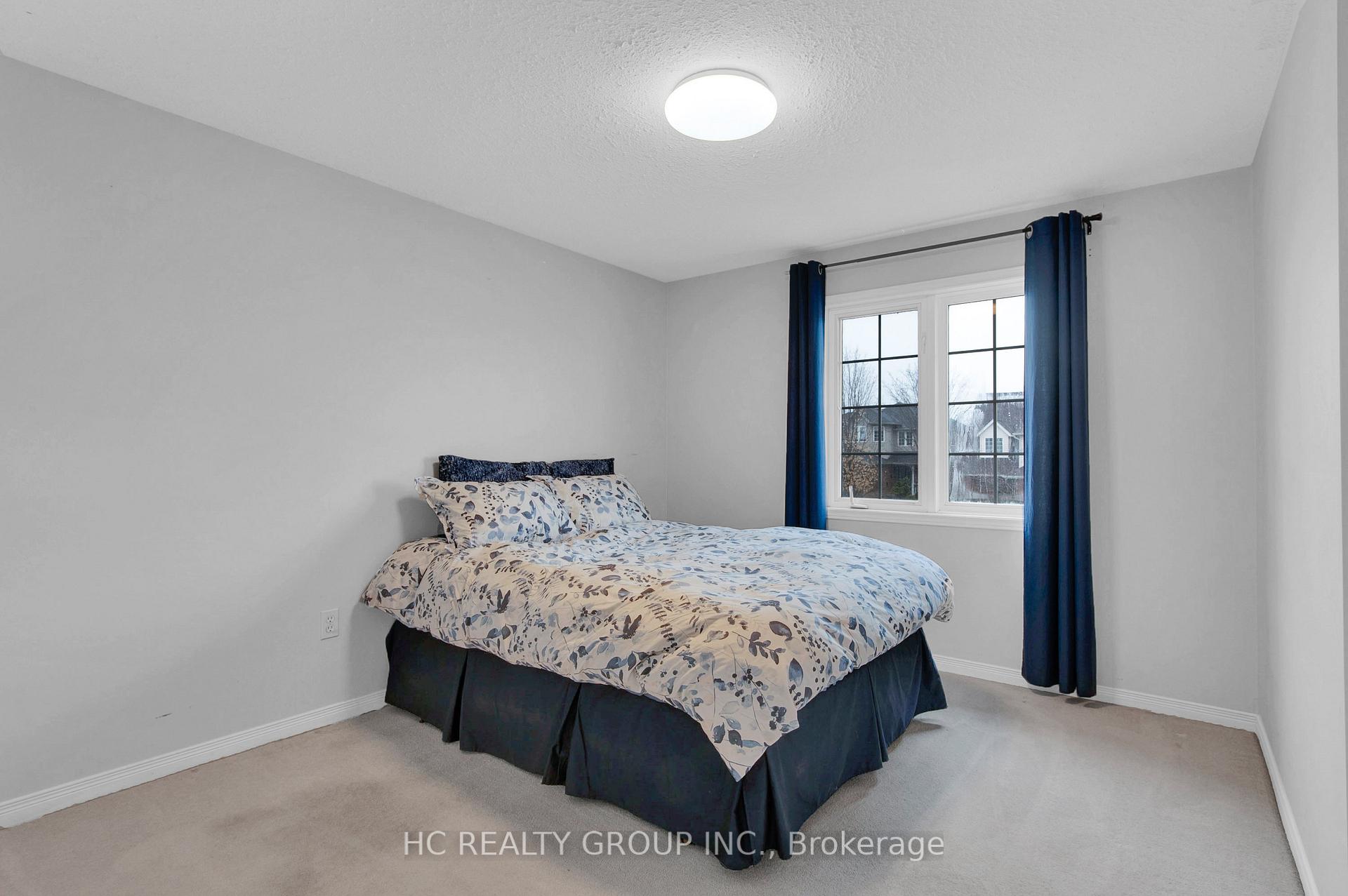 Photo 40 of 69 Gibbs Crescent, Guelph, Clairfields/Hanlon Business Park — HOMEH