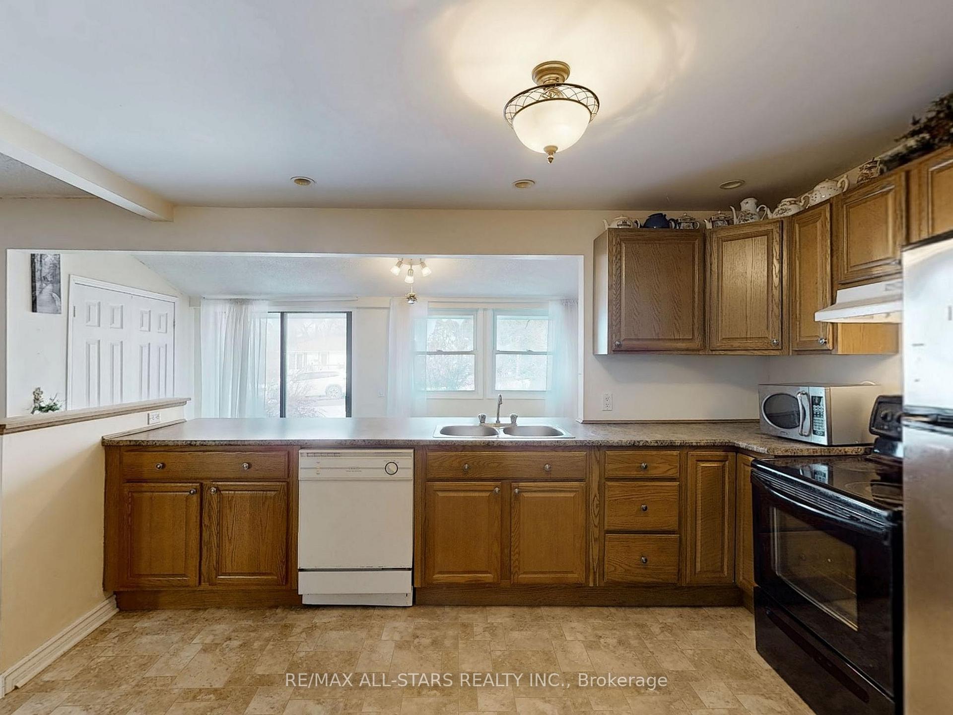 Photo 12 of 135 Spring Road, Georgina, Keswick North — HOMEH