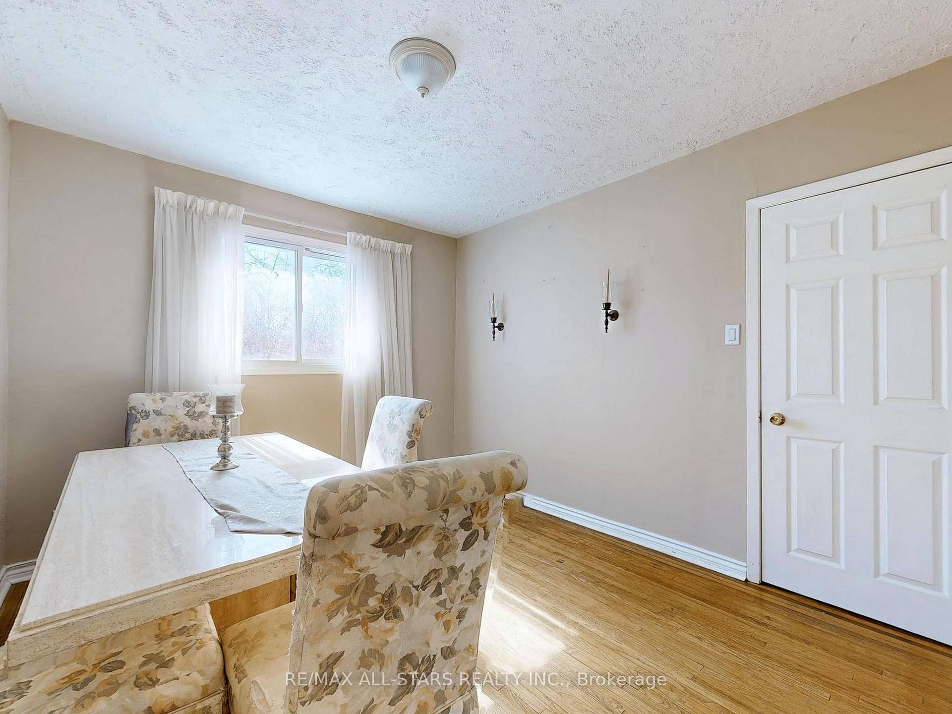 Photo 23 of 135 Spring Road, Georgina, Keswick North — HOMEH