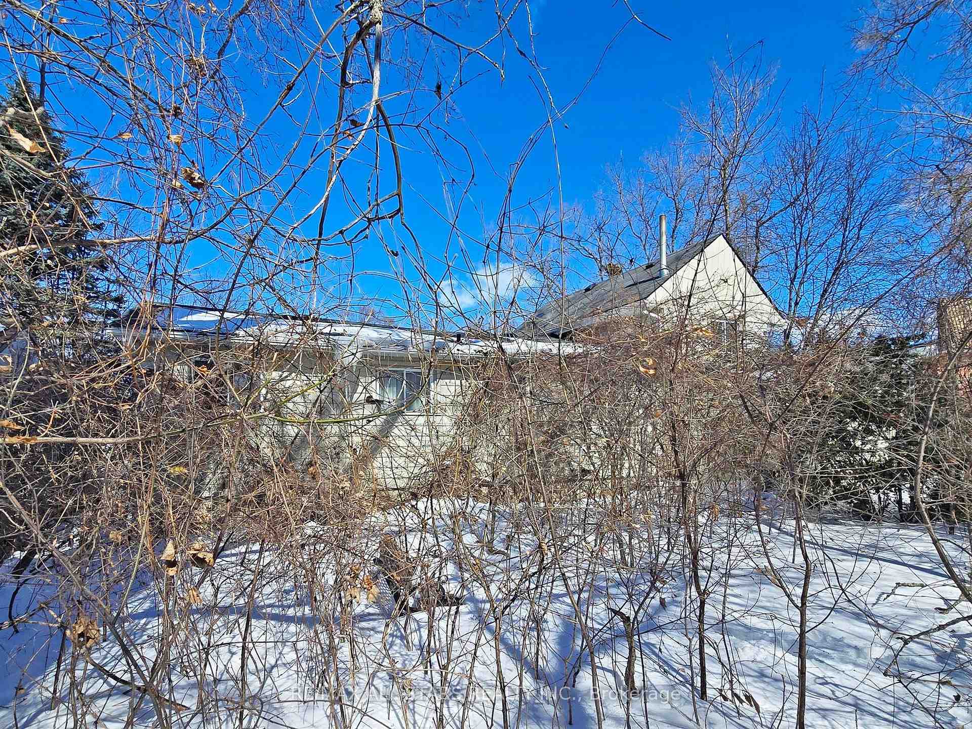 Photo 36 of 135 Spring Road, Georgina, Keswick North — HOMEH