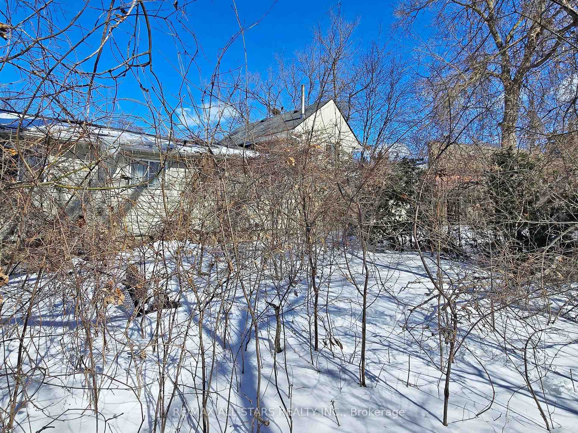 Photo 37 of 135 Spring Road, Georgina, Keswick North — HOMEH