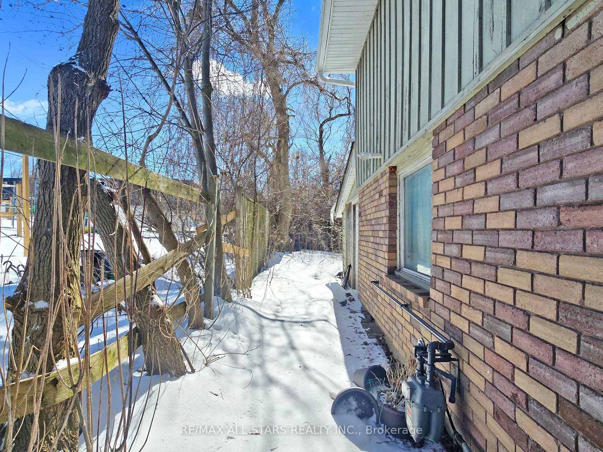 Photo 39 of 135 Spring Road, Georgina, Keswick North — HOMEH