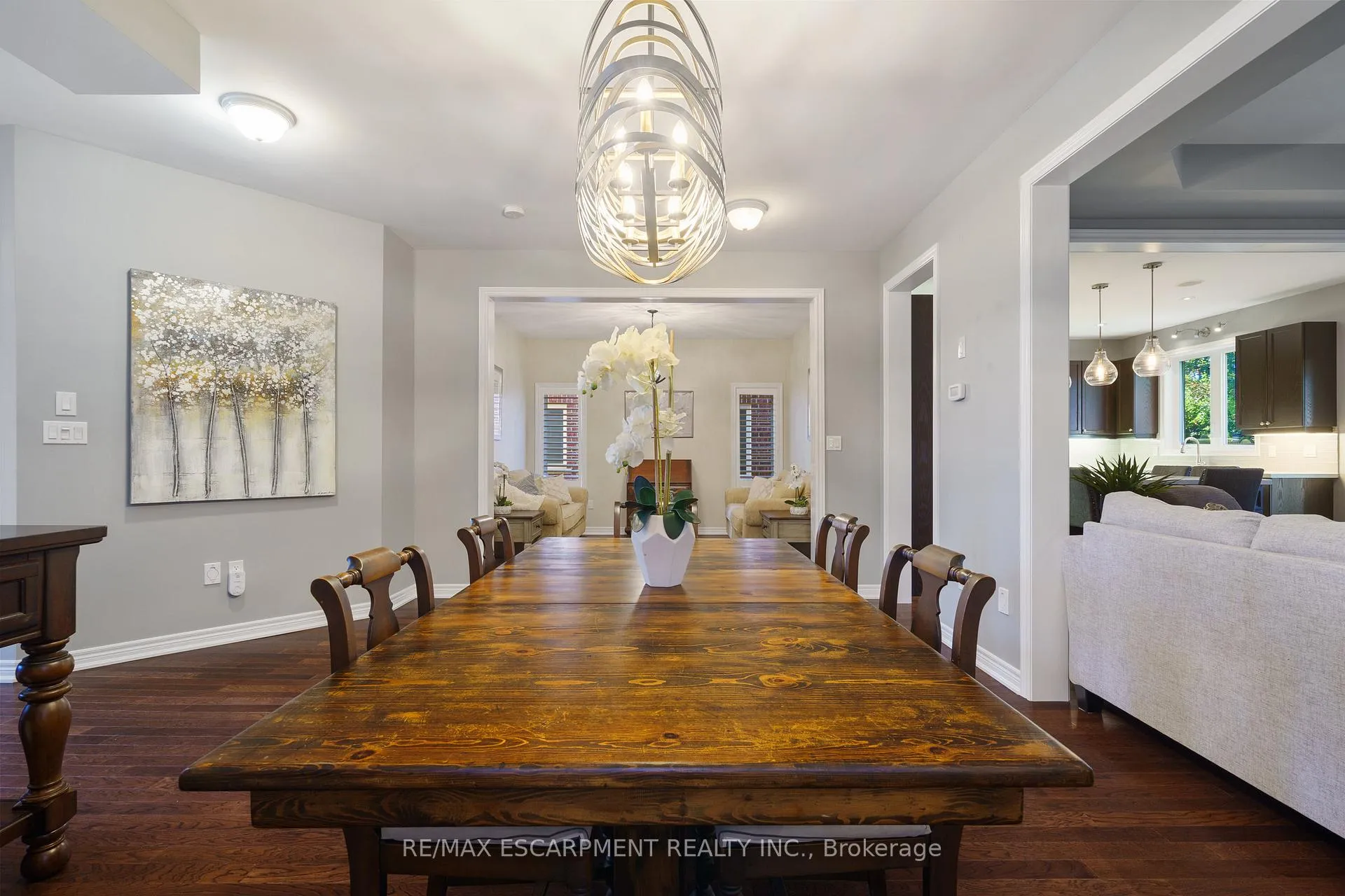 Photo 6 of 333 Valridge Drive, Hamilton, Ancaster — HOMEH