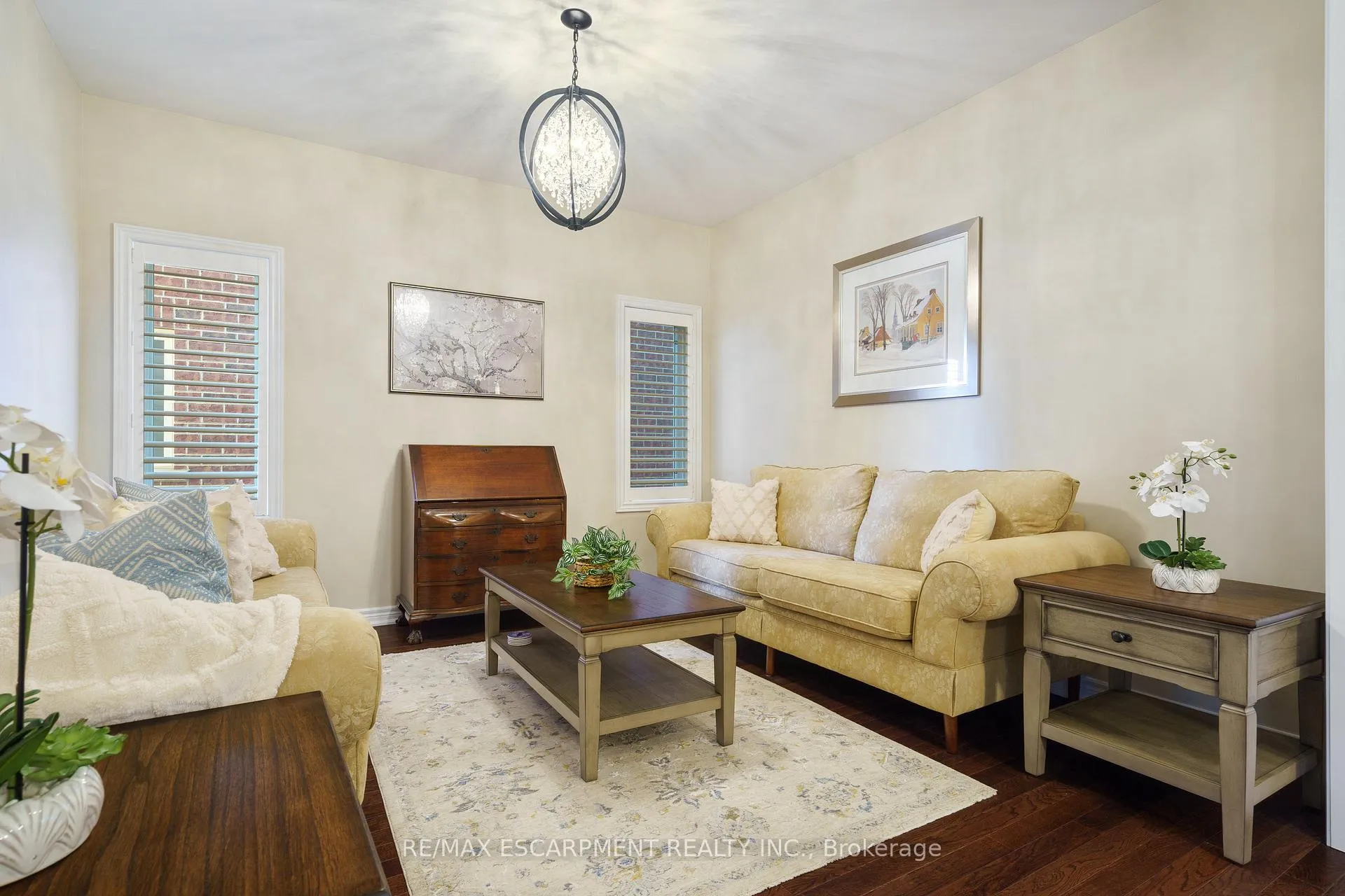 Photo 7 of 333 Valridge Drive, Hamilton, Ancaster — HOMEH