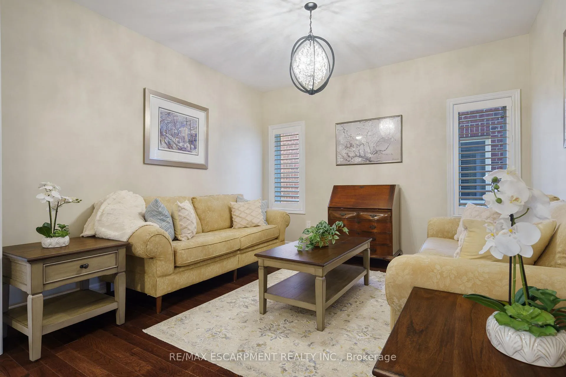 Photo 8 of 333 Valridge Drive, Hamilton, Ancaster — HOMEH