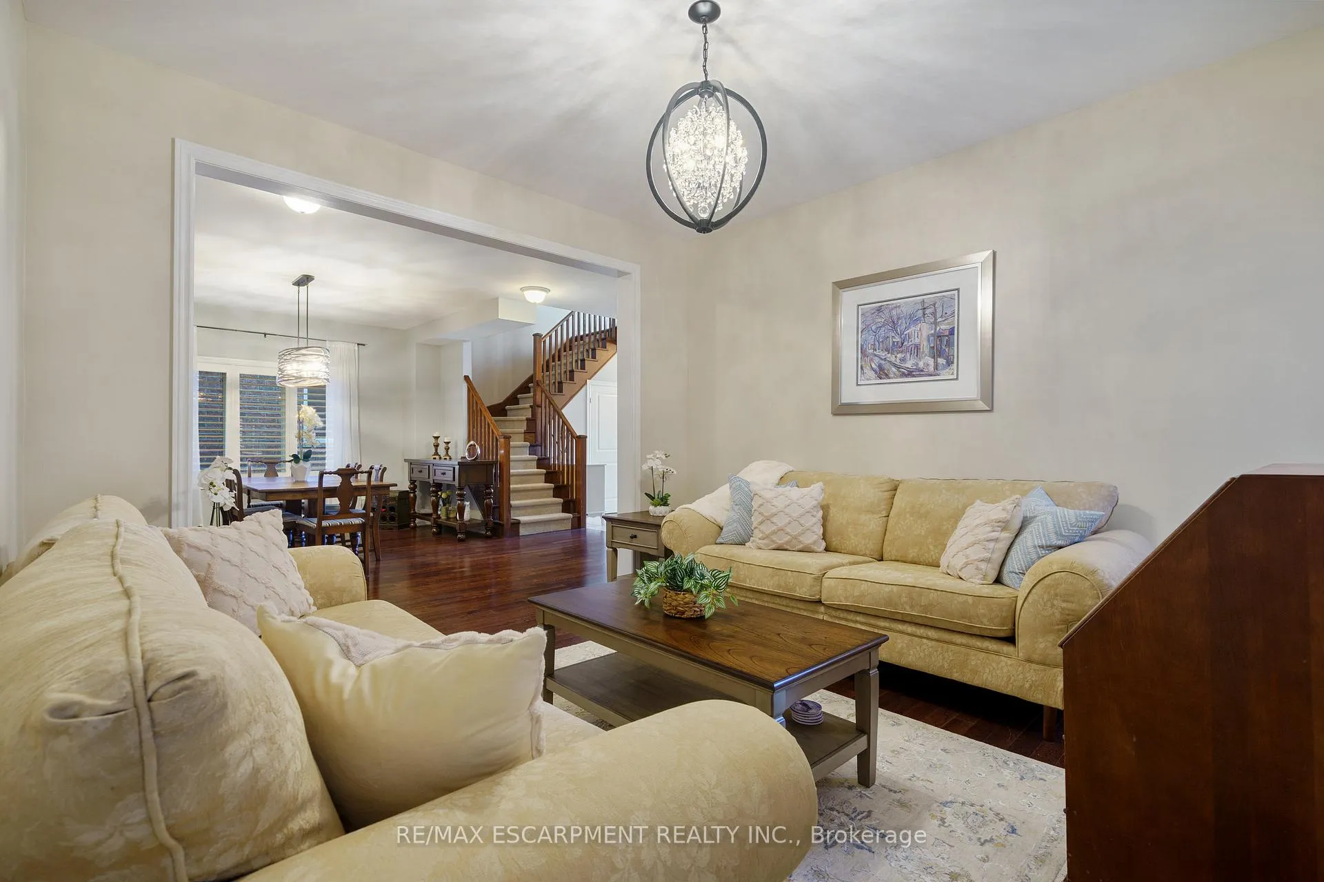 Photo 9 of 333 Valridge Drive, Hamilton, Ancaster — HOMEH