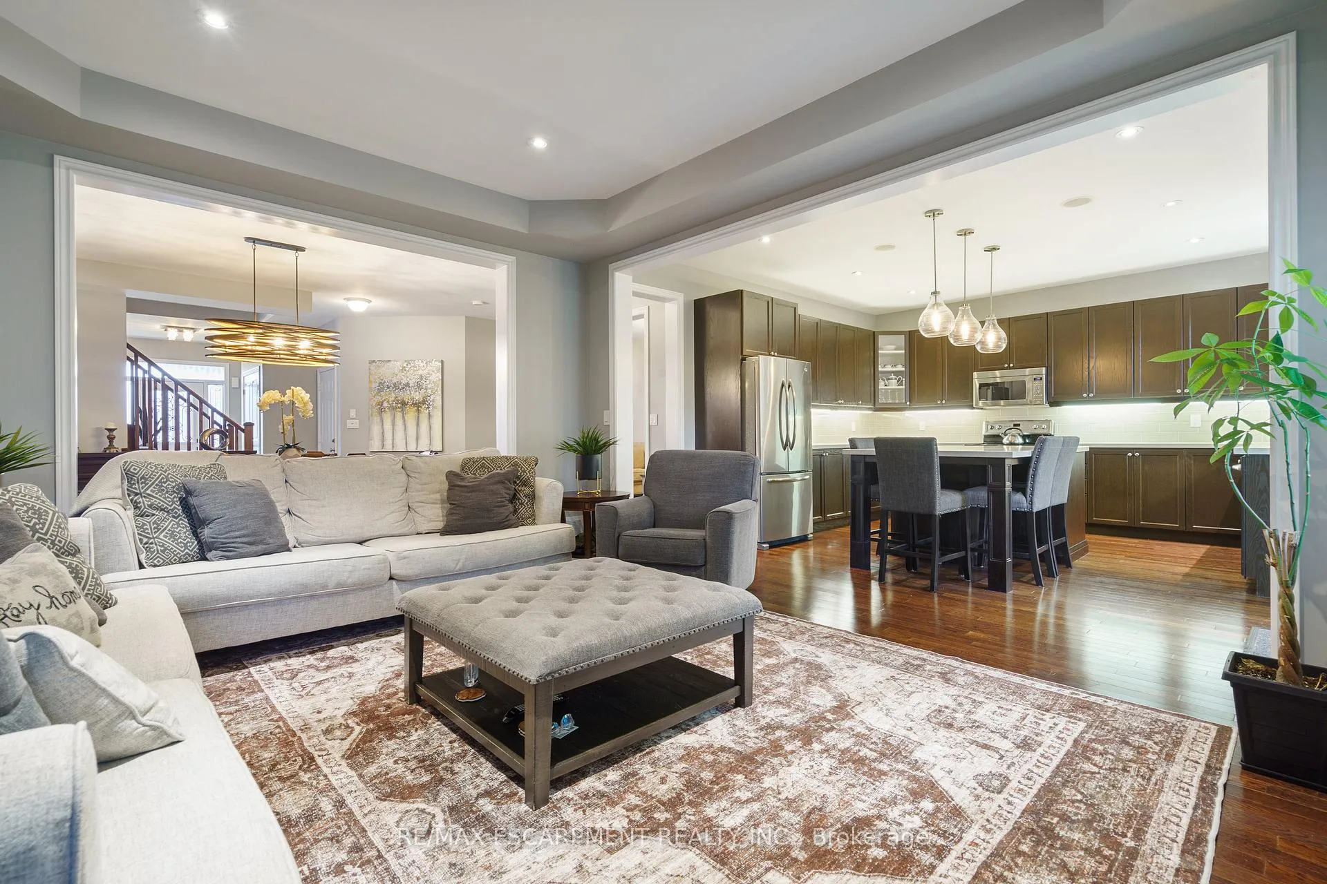 Photo 14 of 333 Valridge Drive, Hamilton, Ancaster — HOMEH