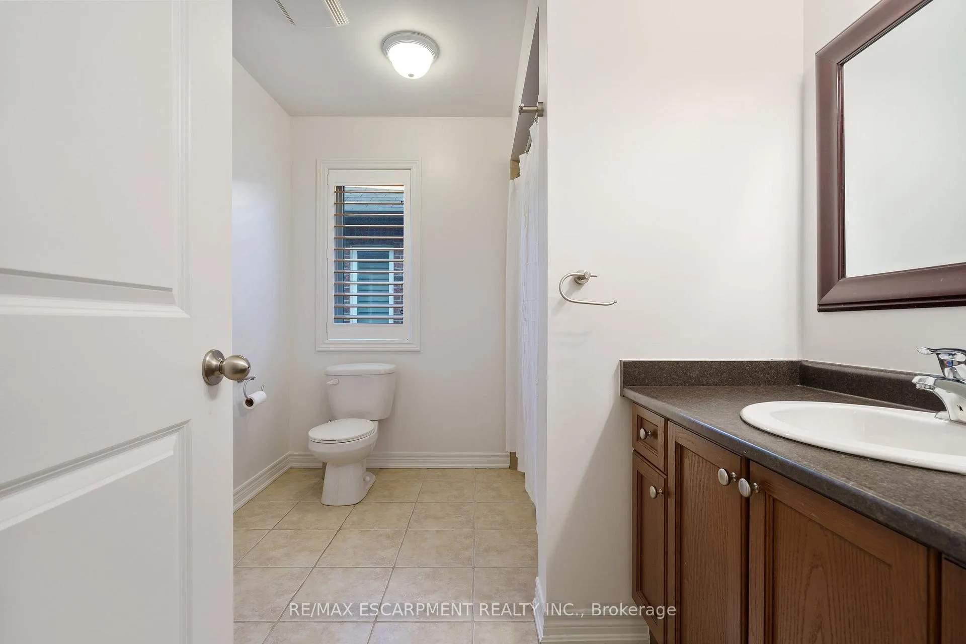 Photo 28 of 333 Valridge Drive, Hamilton, Ancaster — HOMEH