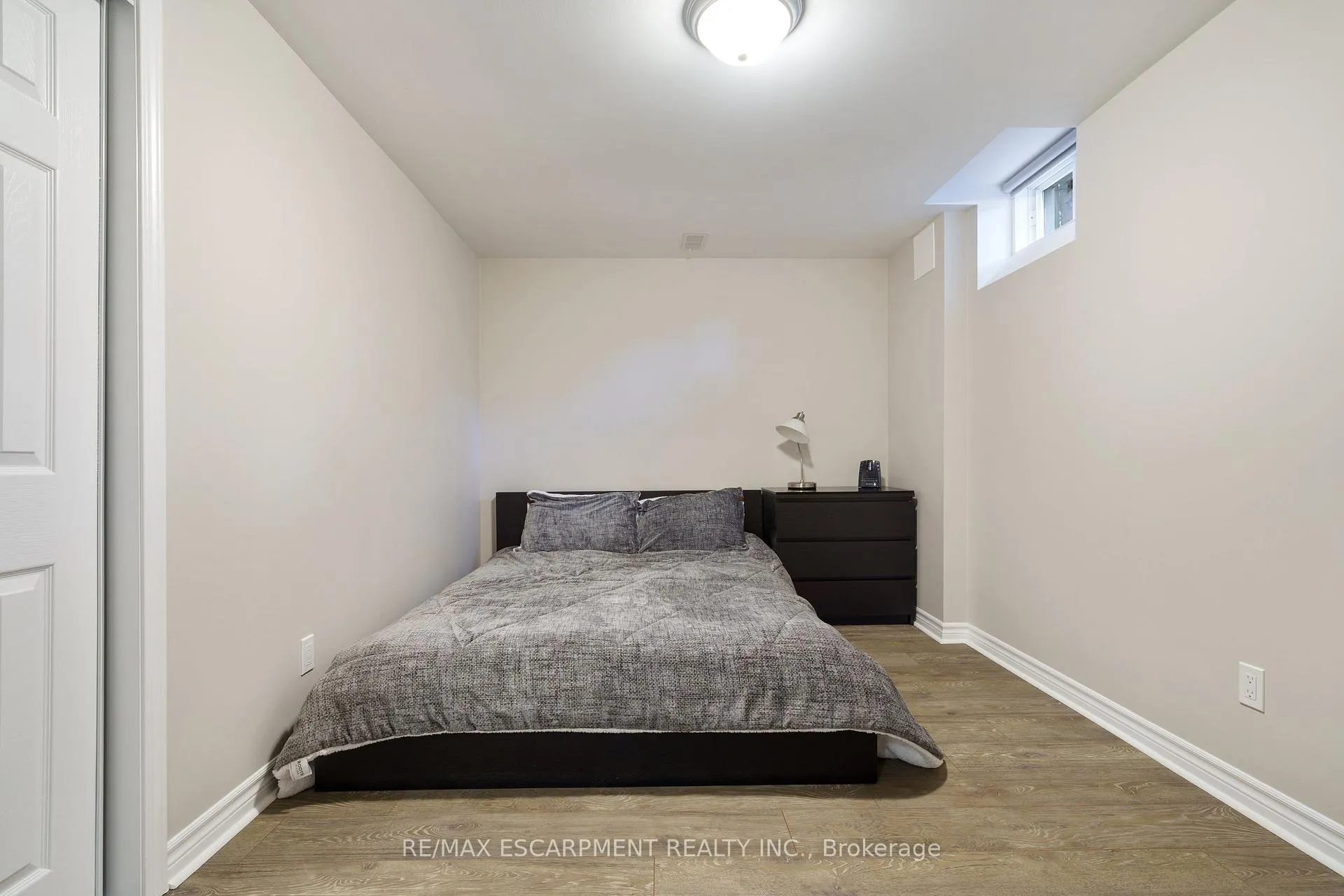 Photo 31 of 333 Valridge Drive, Hamilton, Ancaster — HOMEH