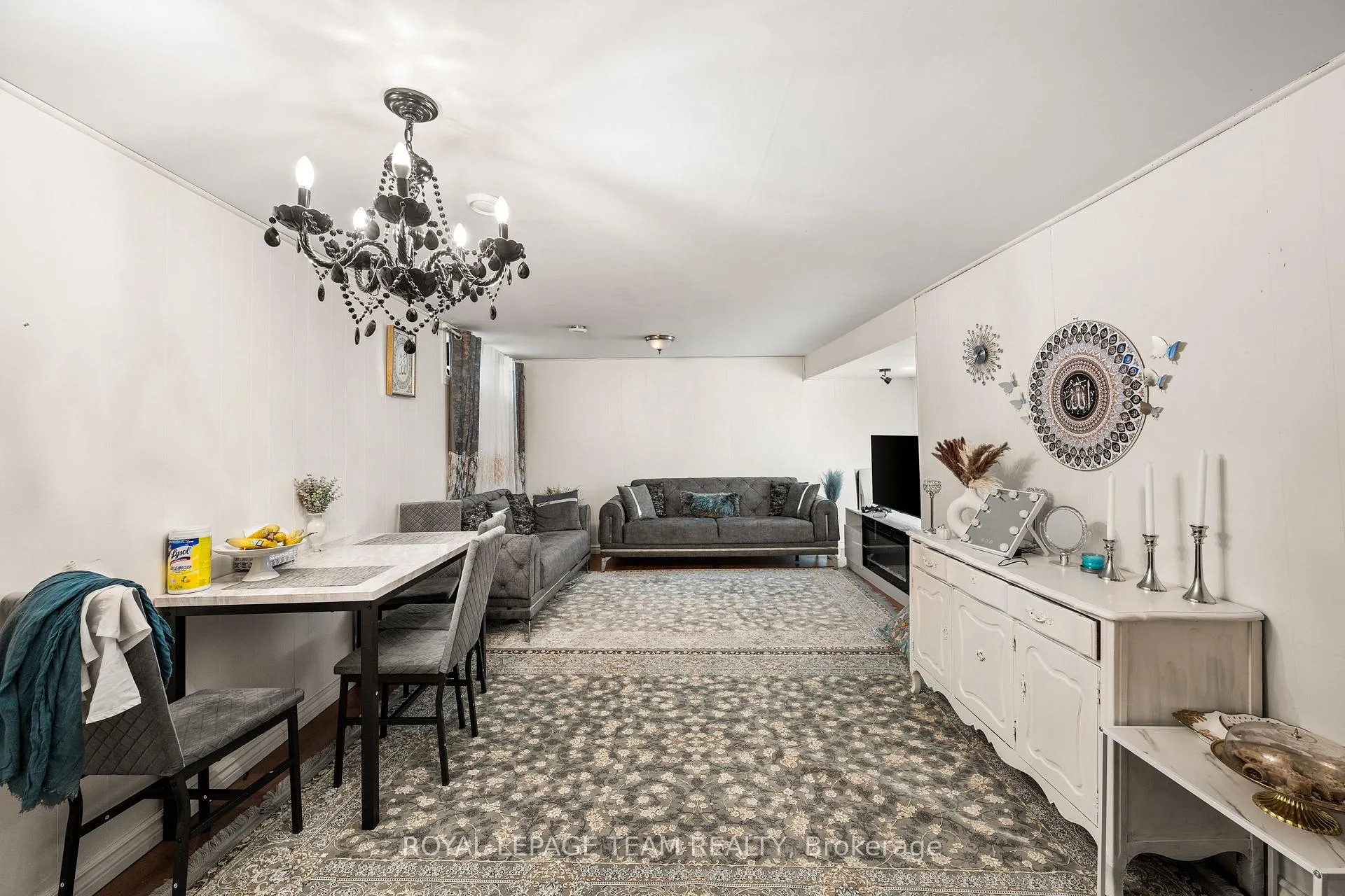 Photo 25 of 1938 Bromley Road, Ottawa, Carlingwood — HOMEH